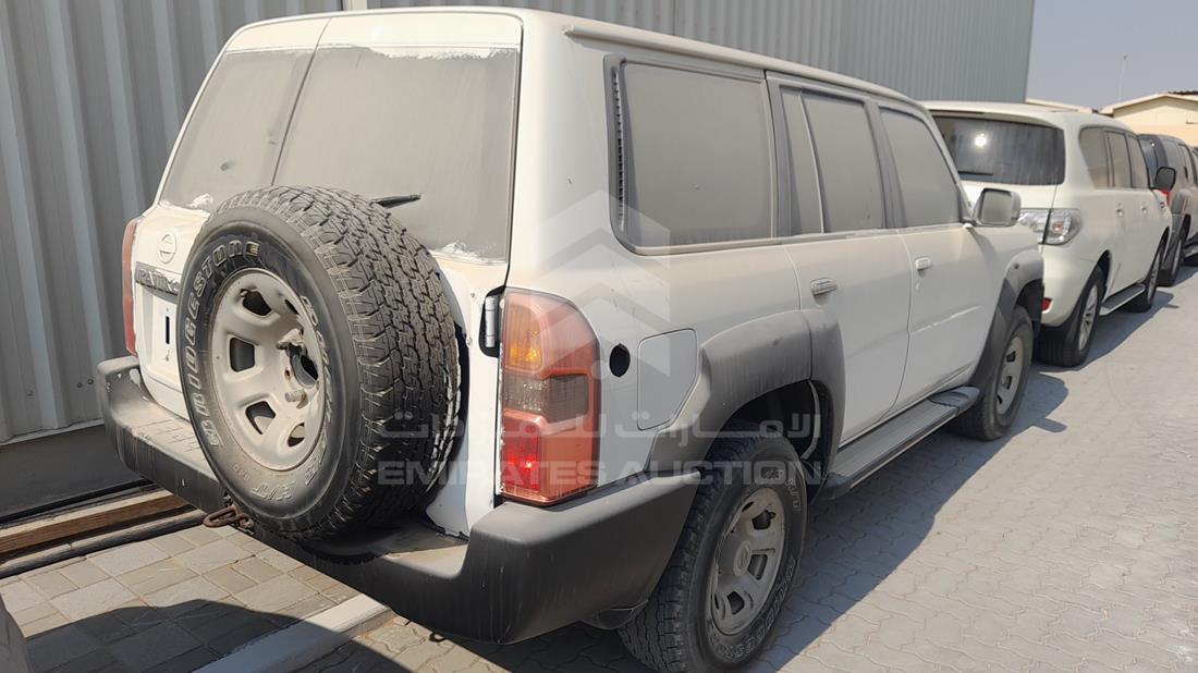 Photo 8 VIN: JN8FY15Y9AX581275 - NISSAN PATROL 