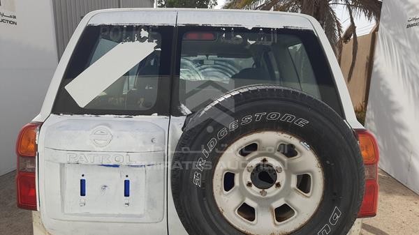 Photo 1 VIN: JN8FY15YX8X568125 - NISSAN PATROL 