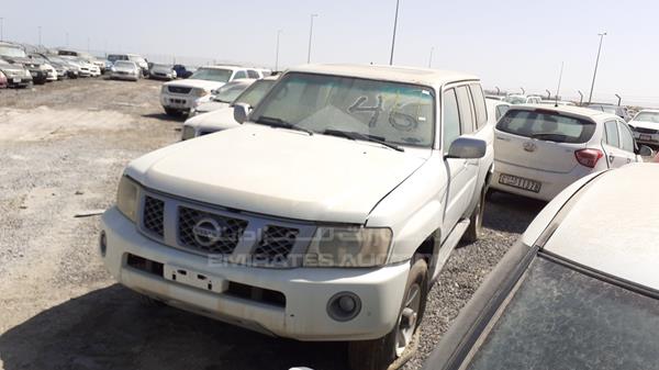 Photo 3 VIN: JN8FY15YX8X569310 - NISSAN PATROL 