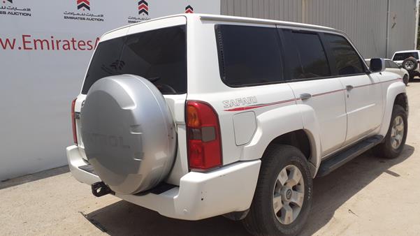 Photo 8 VIN: JN8FY15YX9X571799 - NISSAN PATROL 