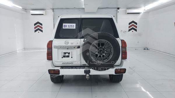 Photo 5 VIN: JN8FY1NY0HX023812 - NISSAN PATROL 