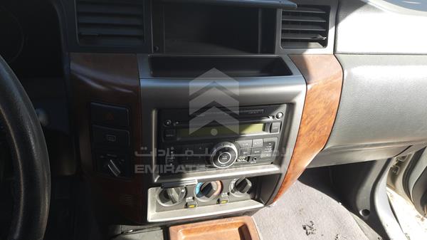 Photo 14 VIN: JN8FY1NY8GX014385 - NISSAN PATROL 