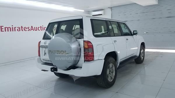 Photo 7 VIN: JN8FYI5YX8X563734 - NISSAN PATROL 