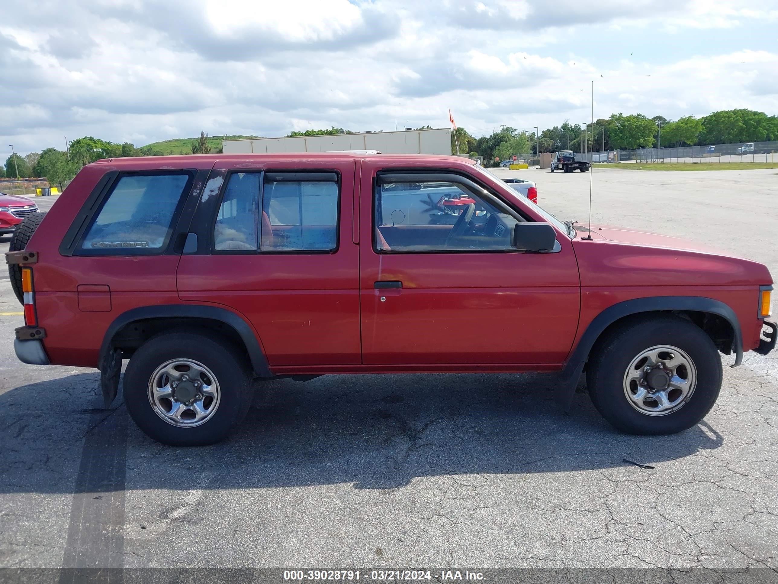 Photo 12 VIN: JN8HD17S2RW246213 - NISSAN PATHFINDER 