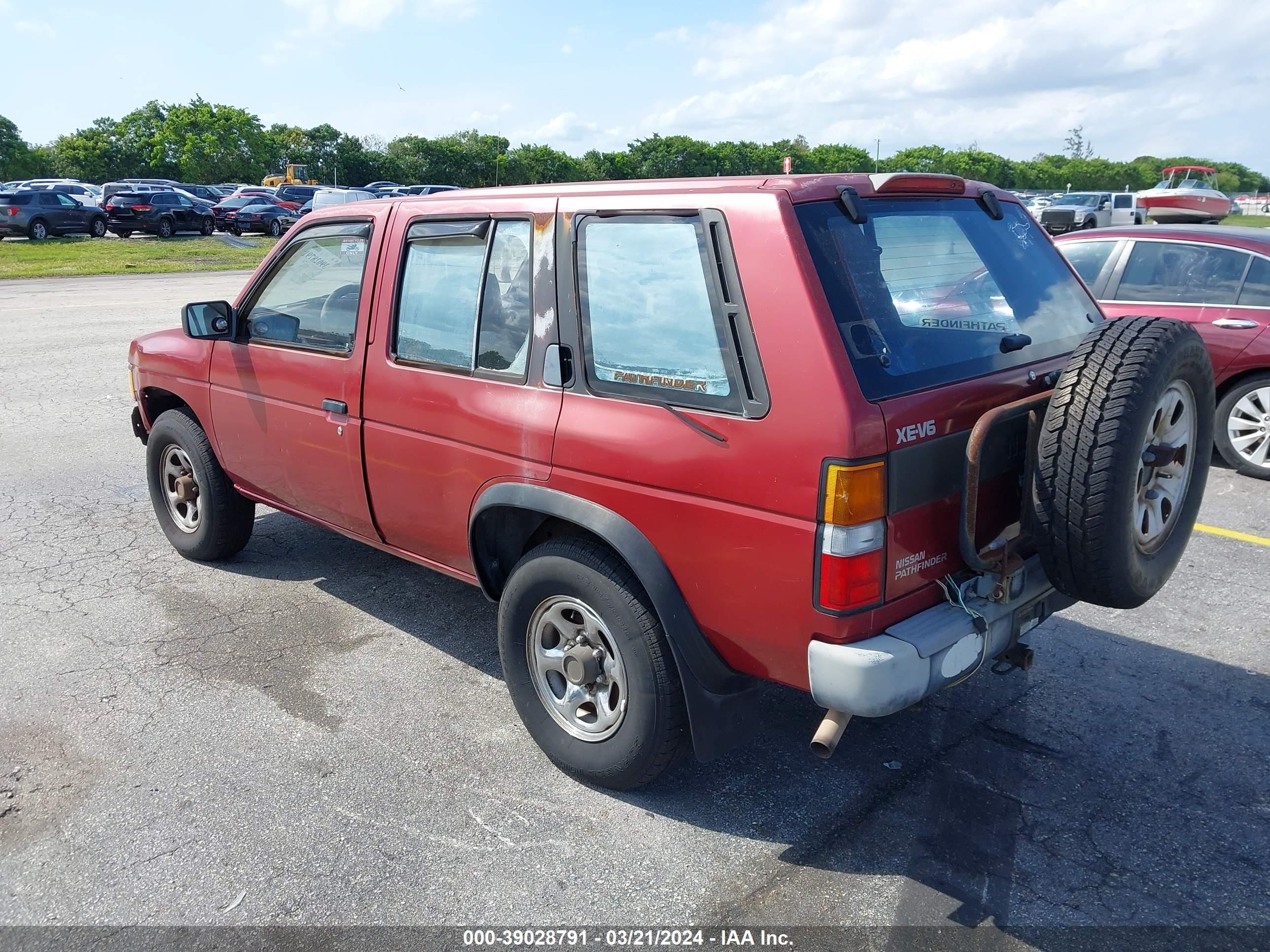 Photo 2 VIN: JN8HD17S2RW246213 - NISSAN PATHFINDER 