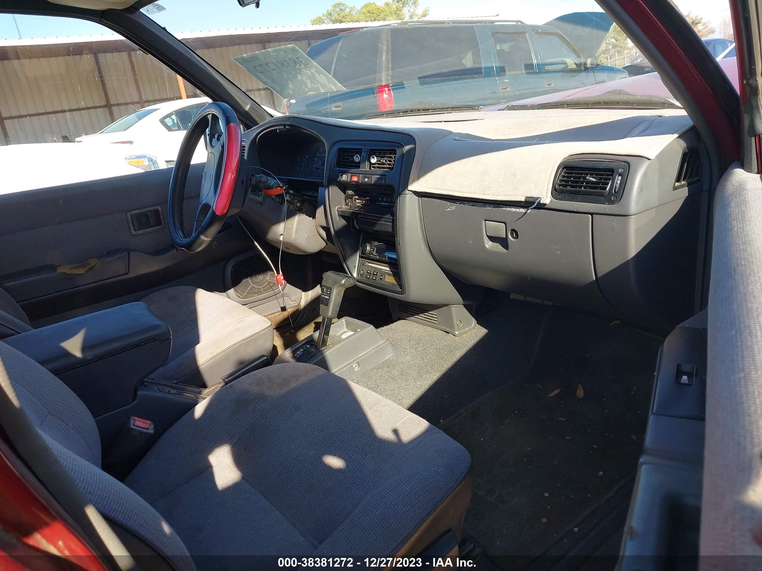 Photo 4 VIN: JN8HD17S6SW027101 - NISSAN PATHFINDER 