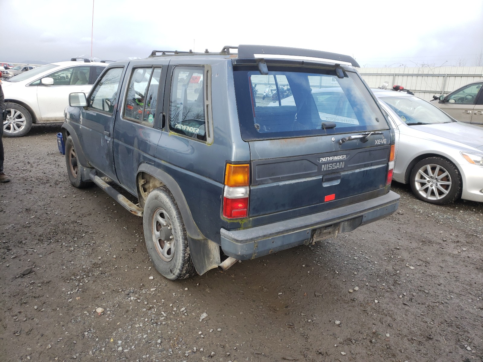 Photo 2 VIN: JN8HD17Y0MW037517 - NISSAN PATHFINDER 