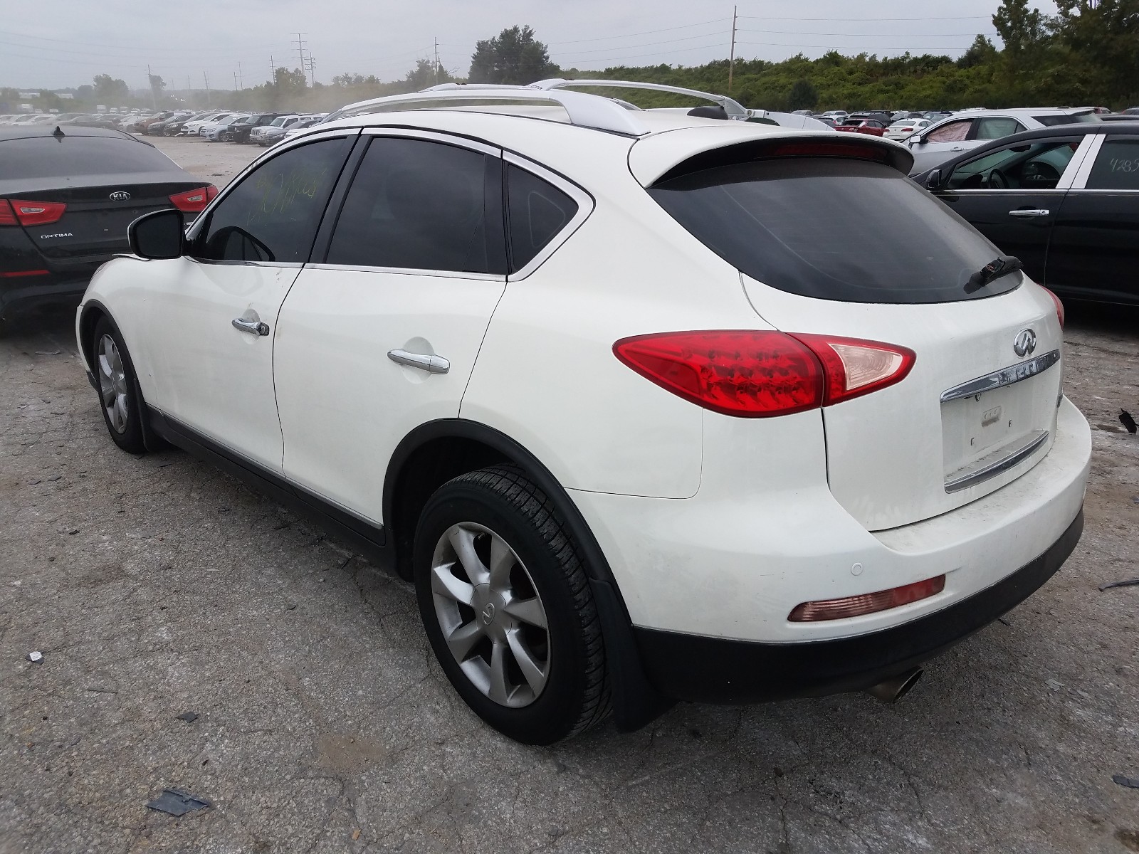 Photo 2 VIN: JNKAJ09F18M360499 - INFINITI EX35 BASE 