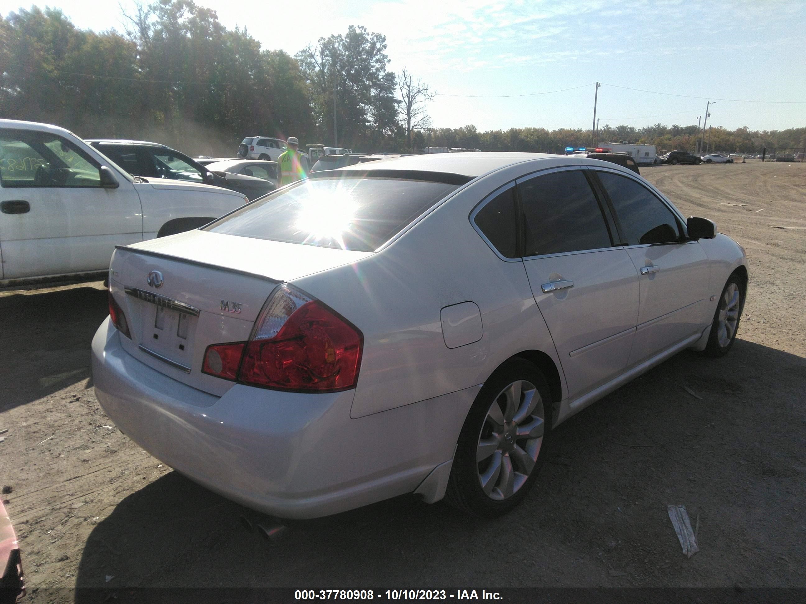 Photo 3 VIN: JNKAY01E66M116469 - INFINITI M 