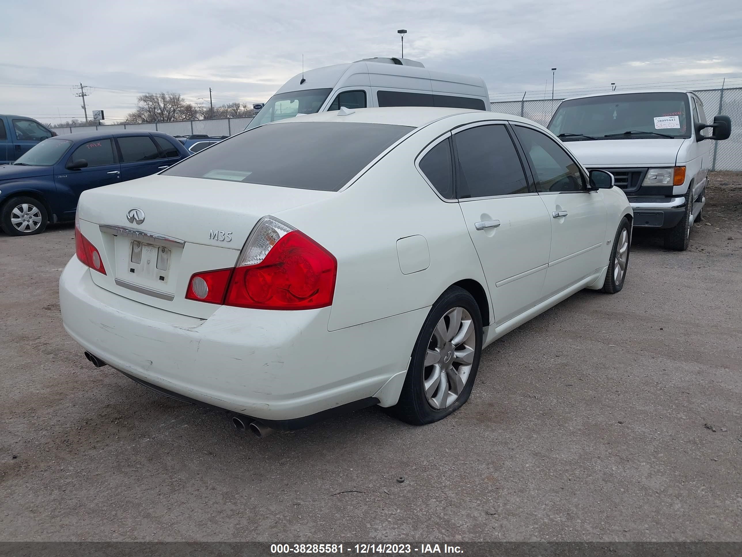 Photo 3 VIN: JNKAY01E76M116559 - INFINITI M 