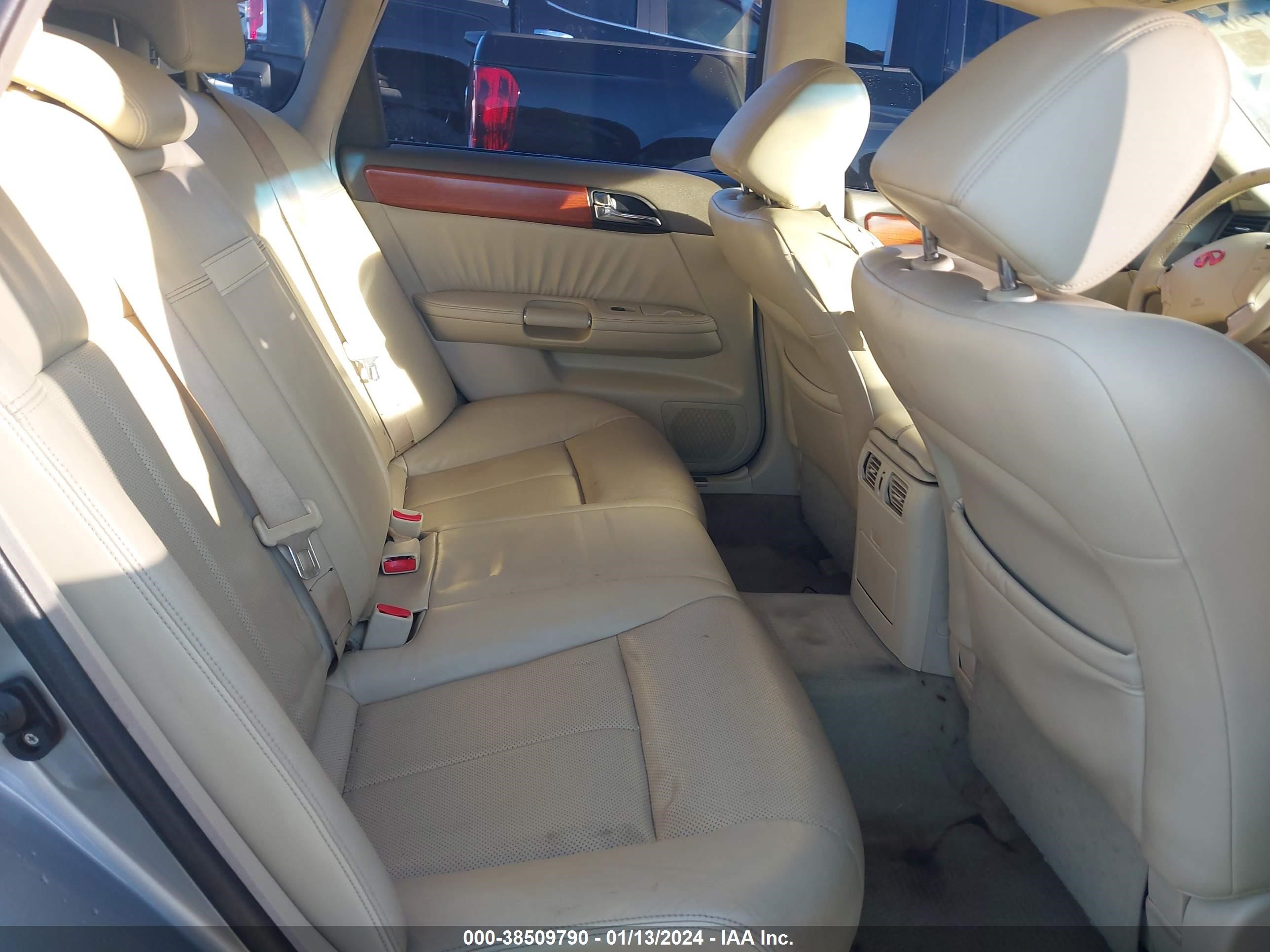 Photo 7 VIN: JNKAY01FX6M261149 - INFINITI M 