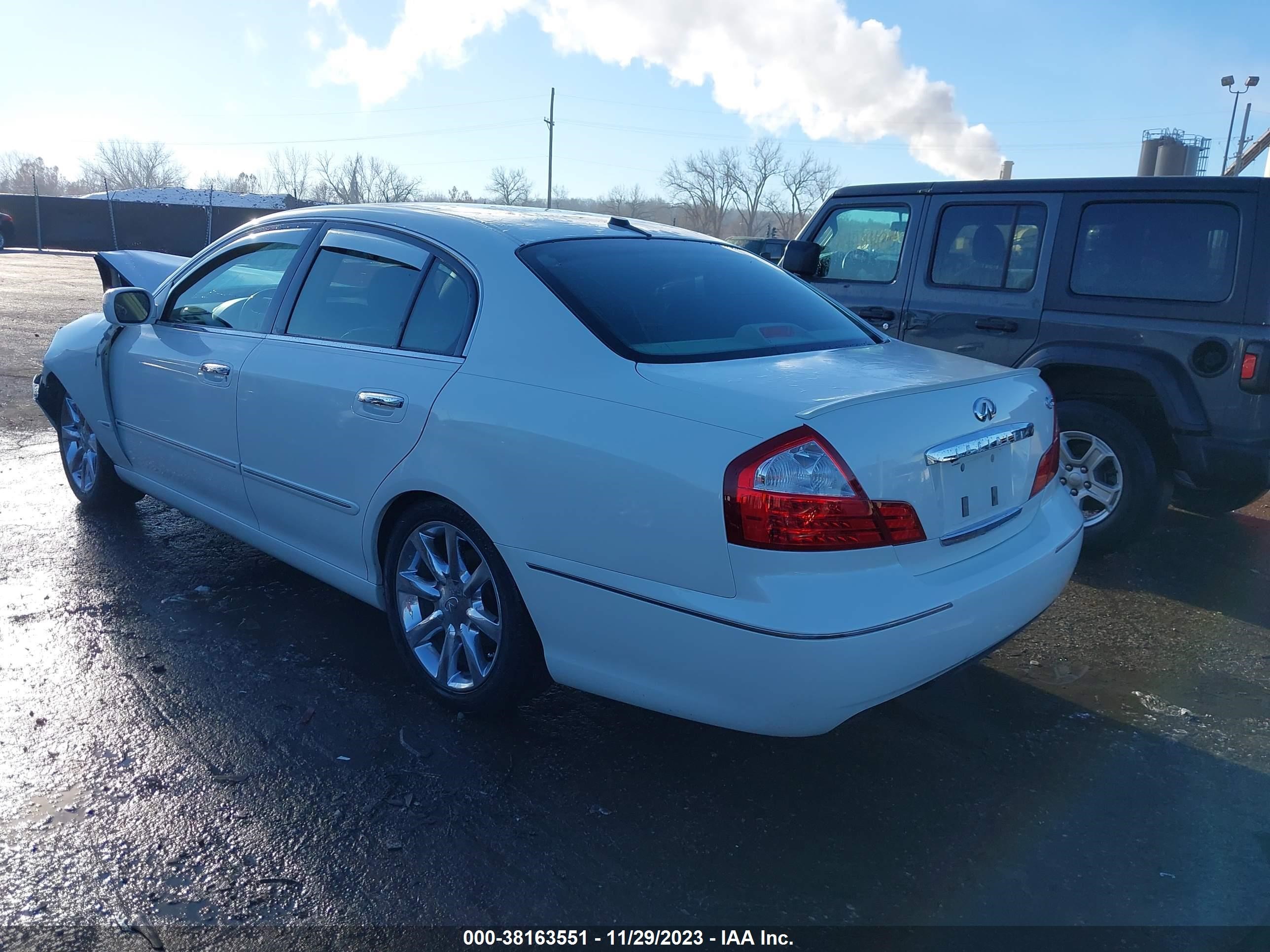 Photo 2 VIN: JNKBF01A55M100317 - INFINITI Q45 