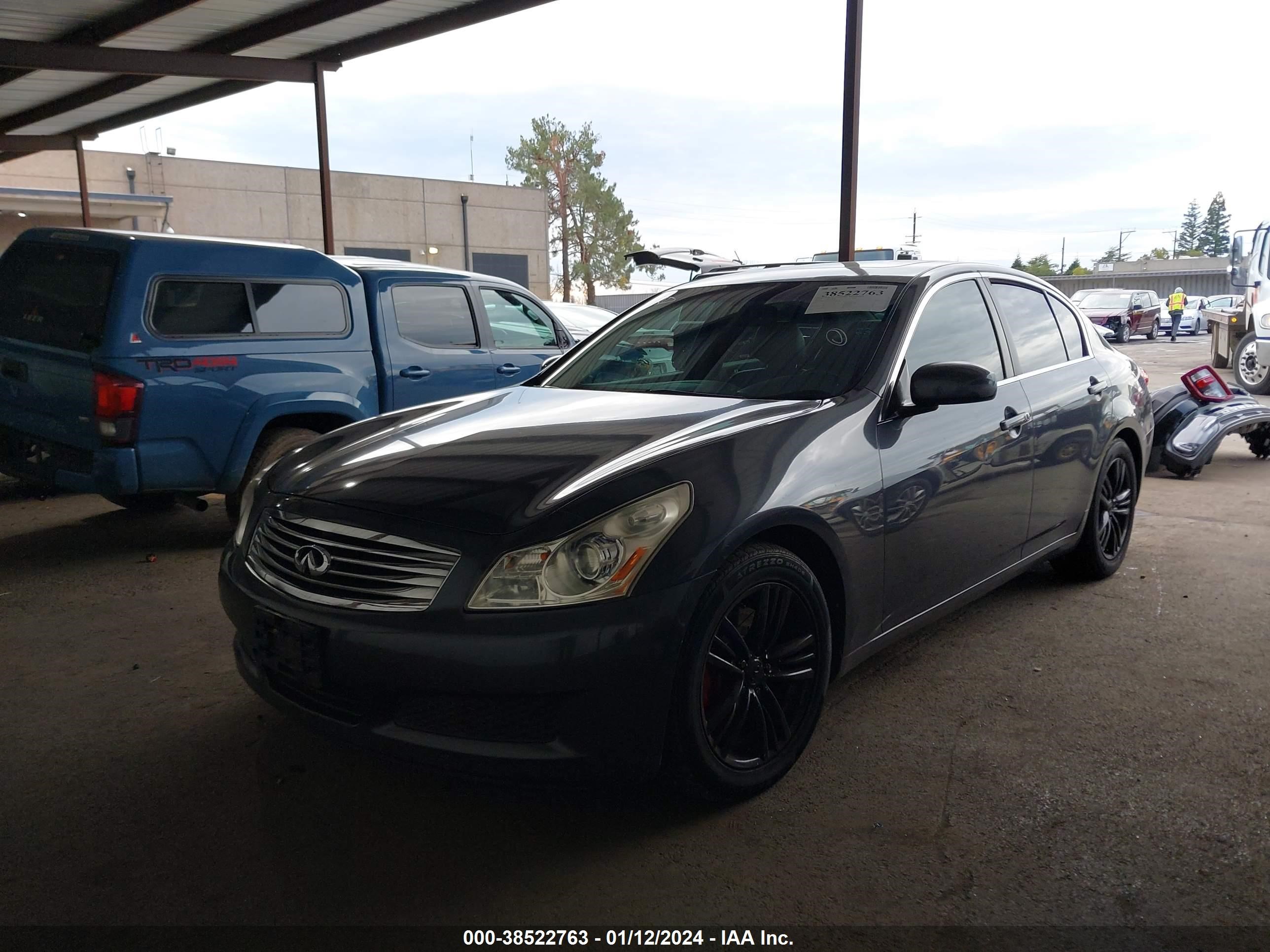 Photo 1 VIN: JNKBV61E07M717457 - INFINITI G 