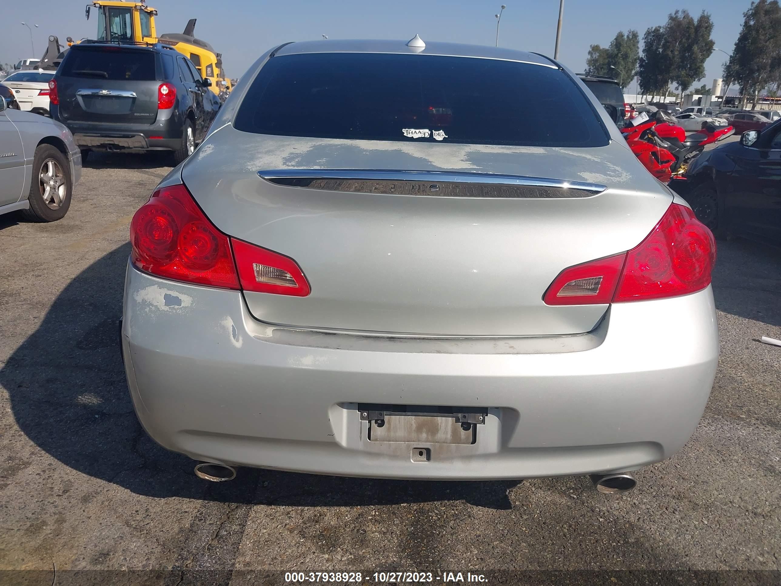 Photo 15 VIN: JNKBV61E07M718611 - INFINITI G 