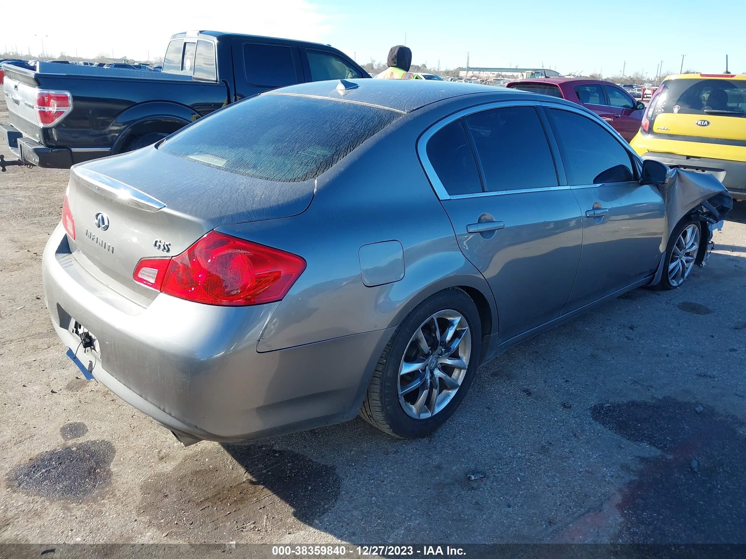 Photo 3 VIN: JNKBV61E08M209474 - INFINITI G 