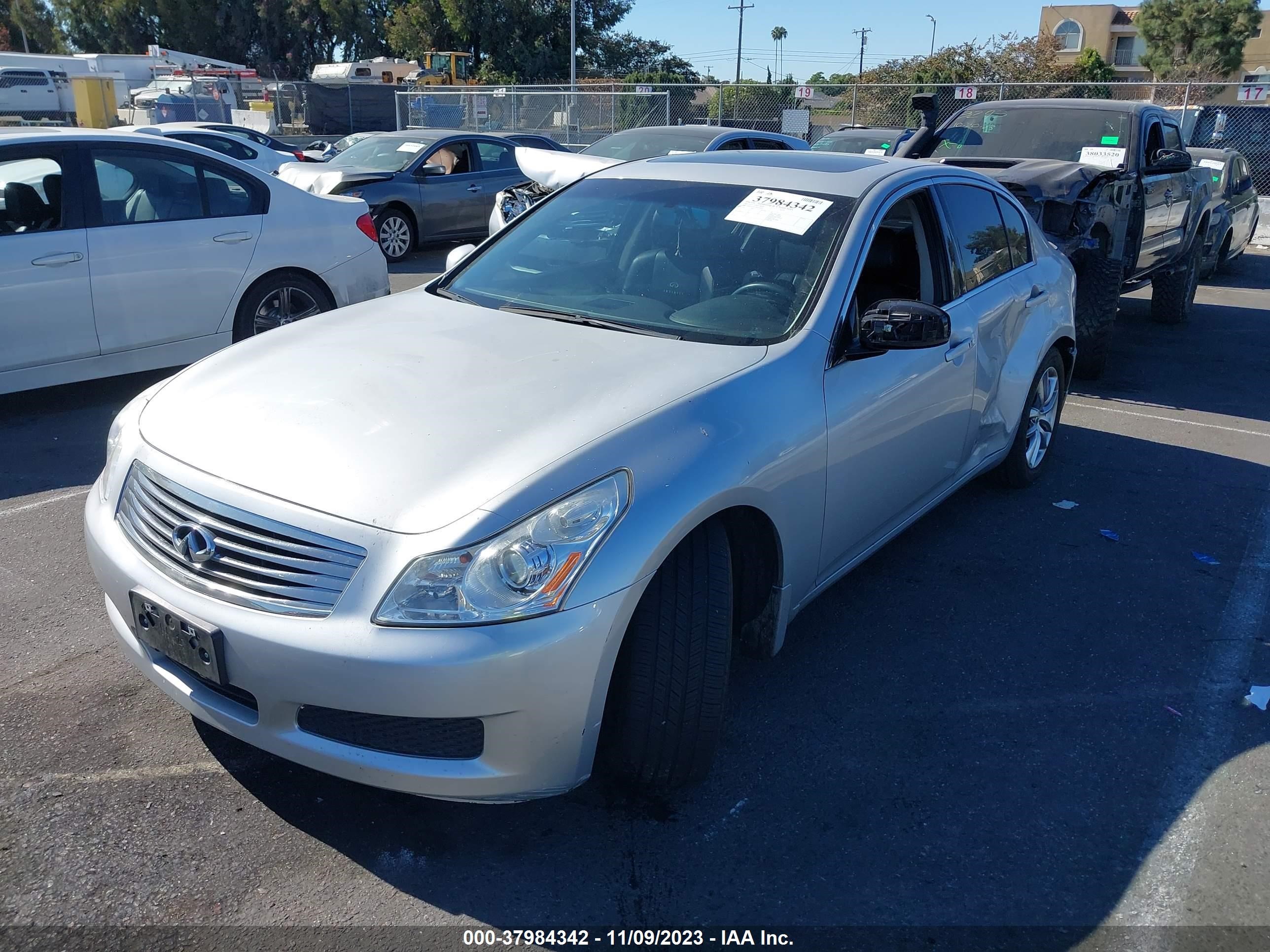 Photo 1 VIN: JNKBV61E17M716270 - INFINITI G 