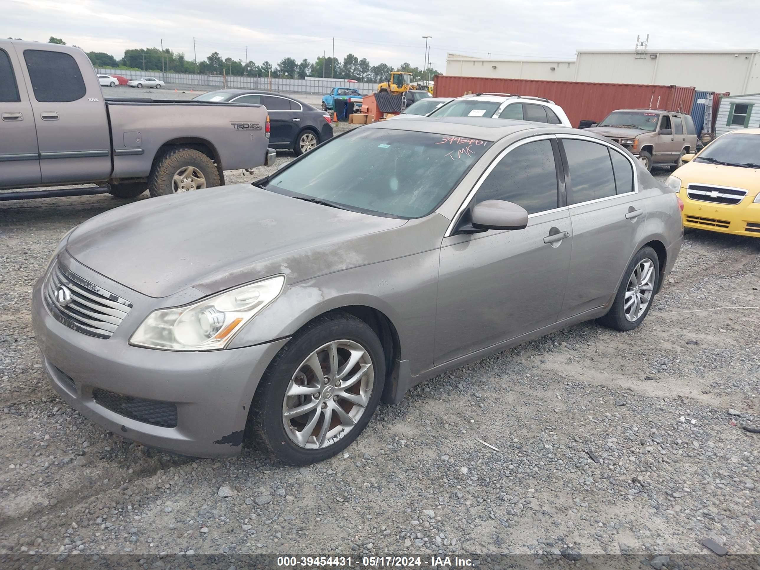 Photo 1 VIN: JNKBV61E18M209760 - INFINITI G 