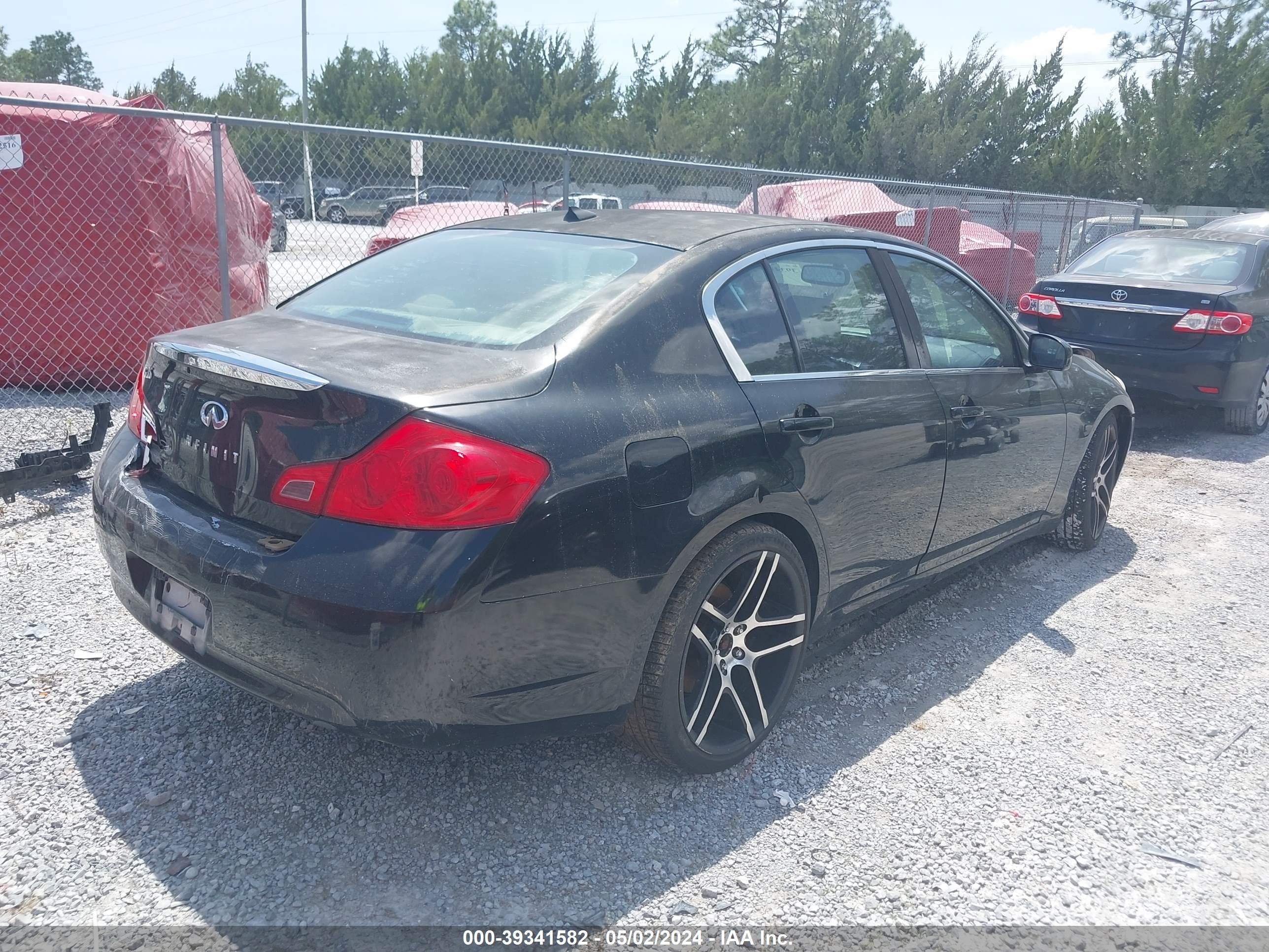 Photo 3 VIN: JNKBV61E18M211198 - INFINITI G 