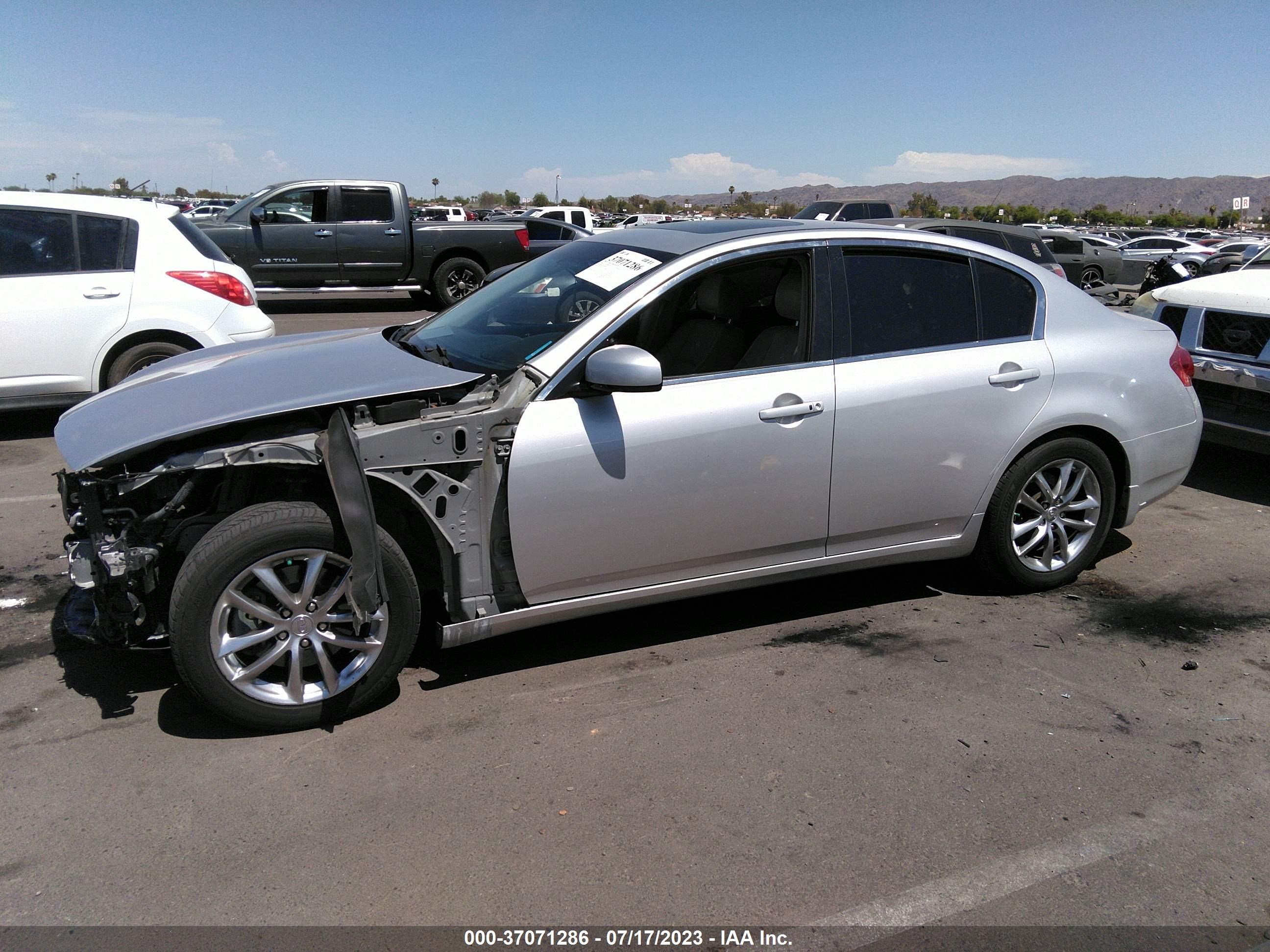 Photo 14 VIN: JNKBV61E18M228793 - INFINITI G 