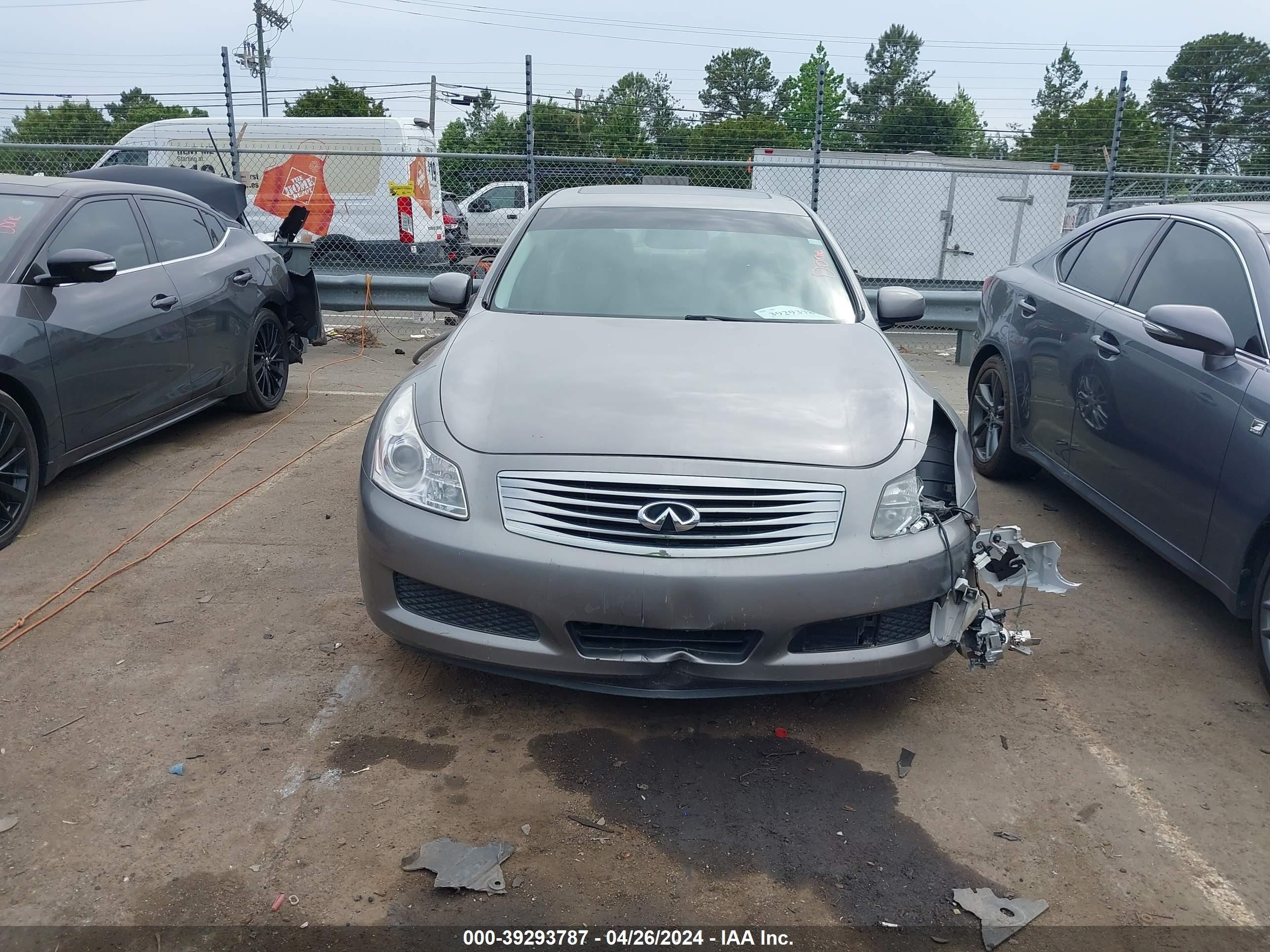 Photo 11 VIN: JNKBV61E27M711370 - INFINITI G 