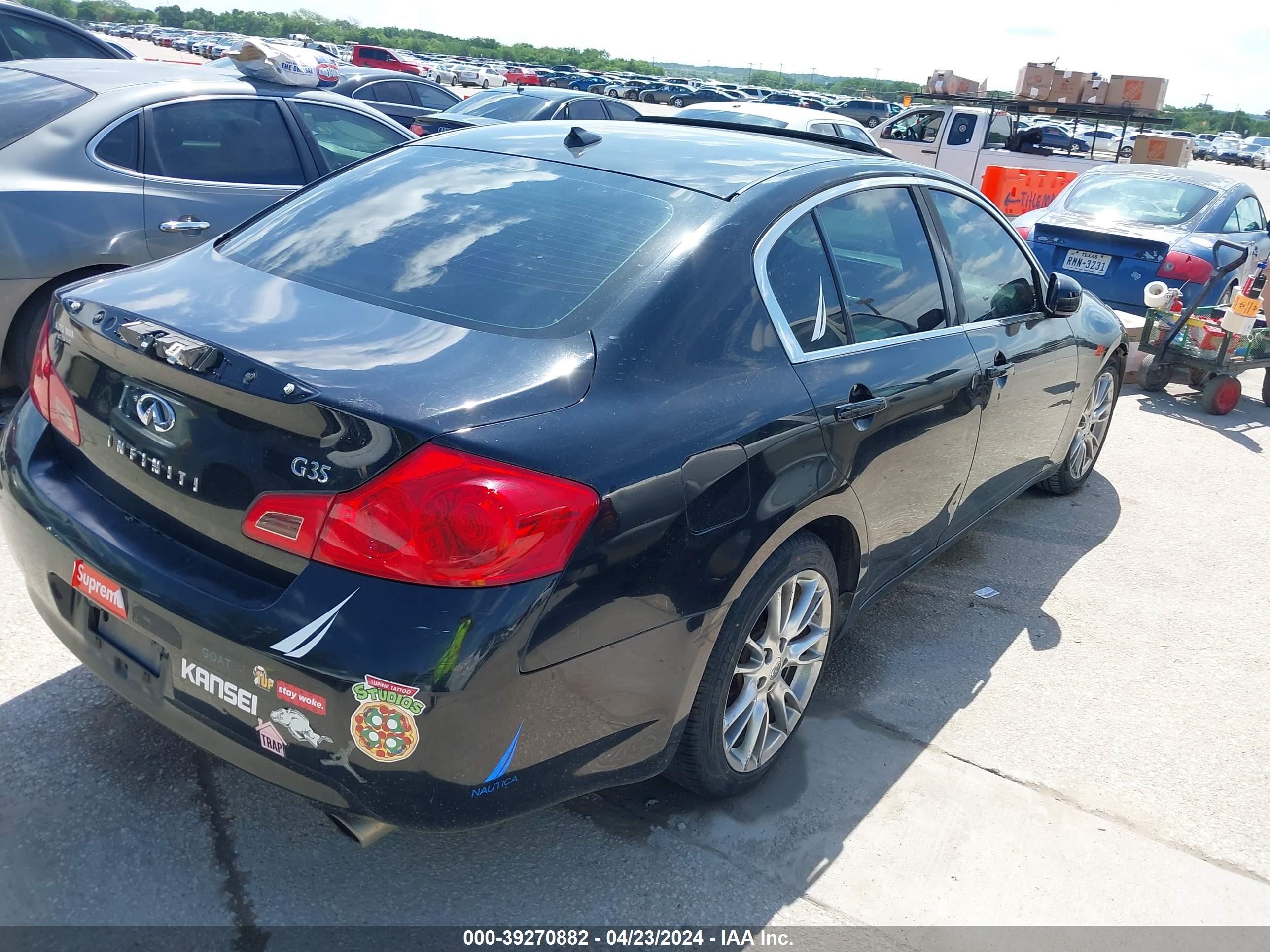 Photo 3 VIN: JNKBV61E27M716732 - INFINITI G 