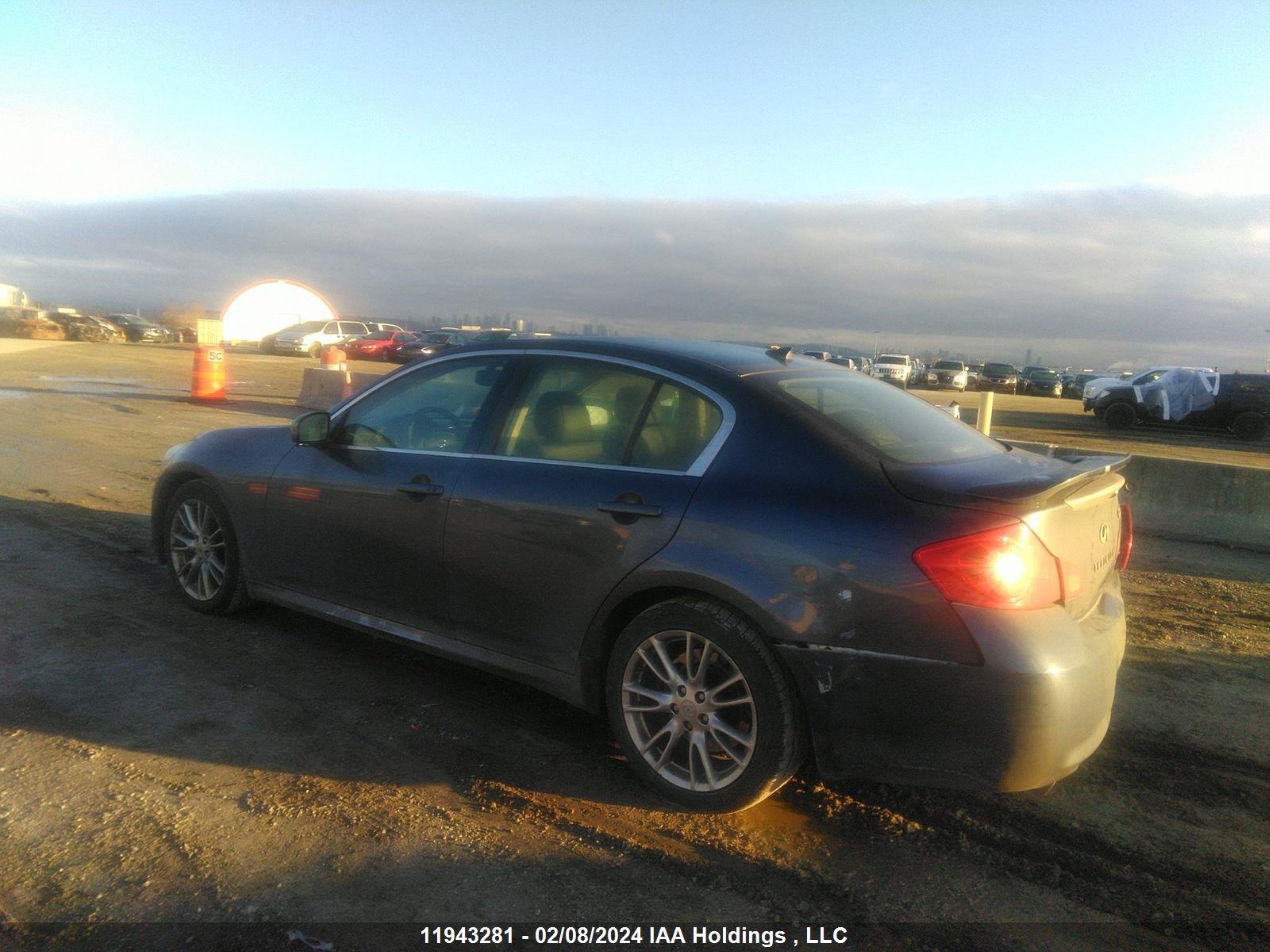 Photo 2 VIN: JNKBV61E27M728377 - INFINITI G 