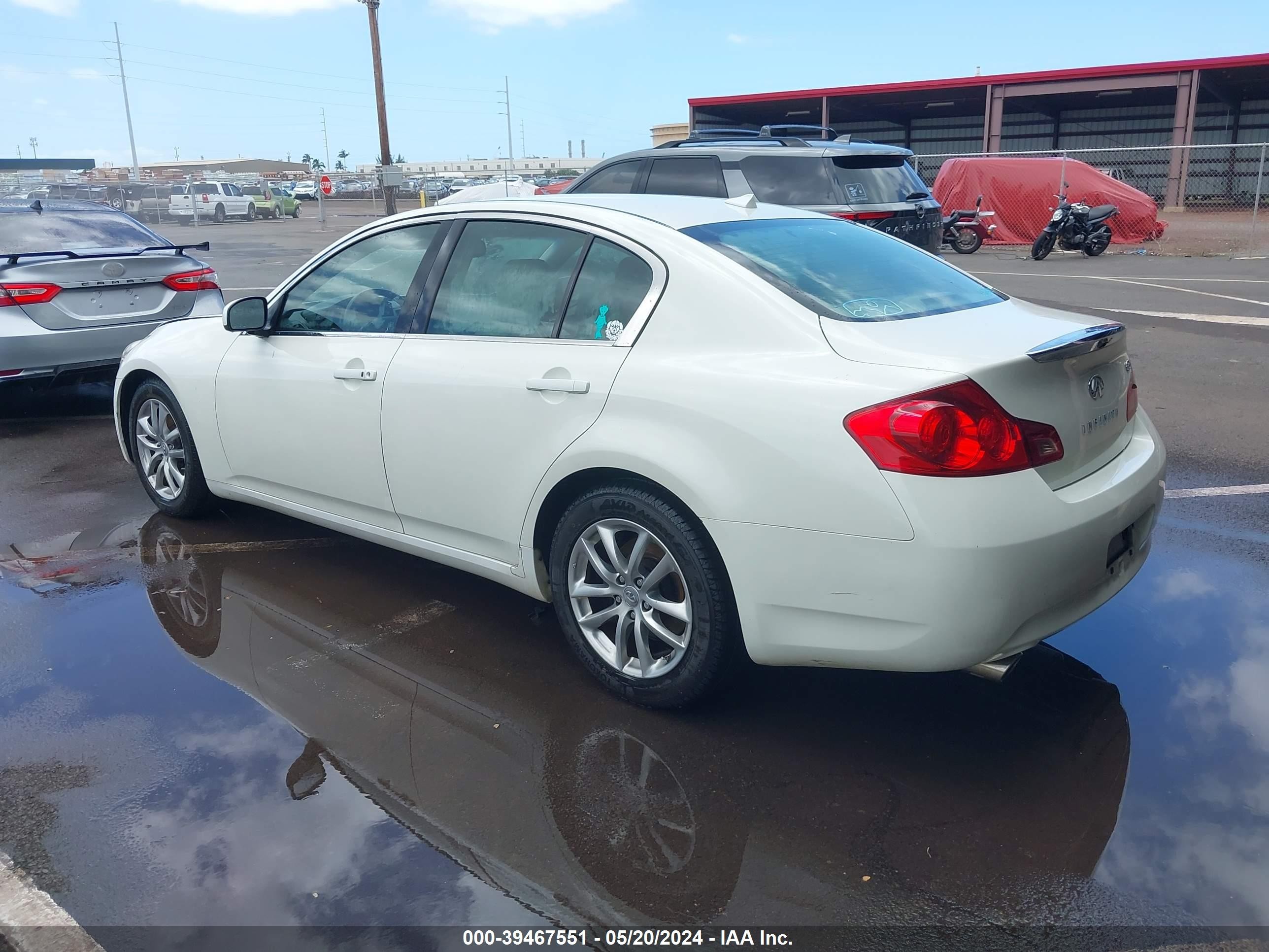 Photo 2 VIN: JNKBV61E28M228446 - INFINITI G 