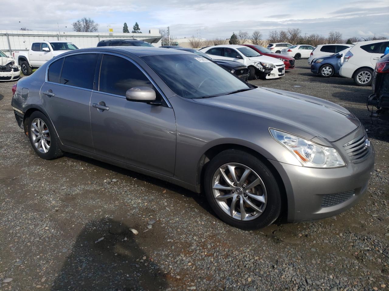 Photo 3 VIN: JNKBV61E38M213521 - INFINITI G 