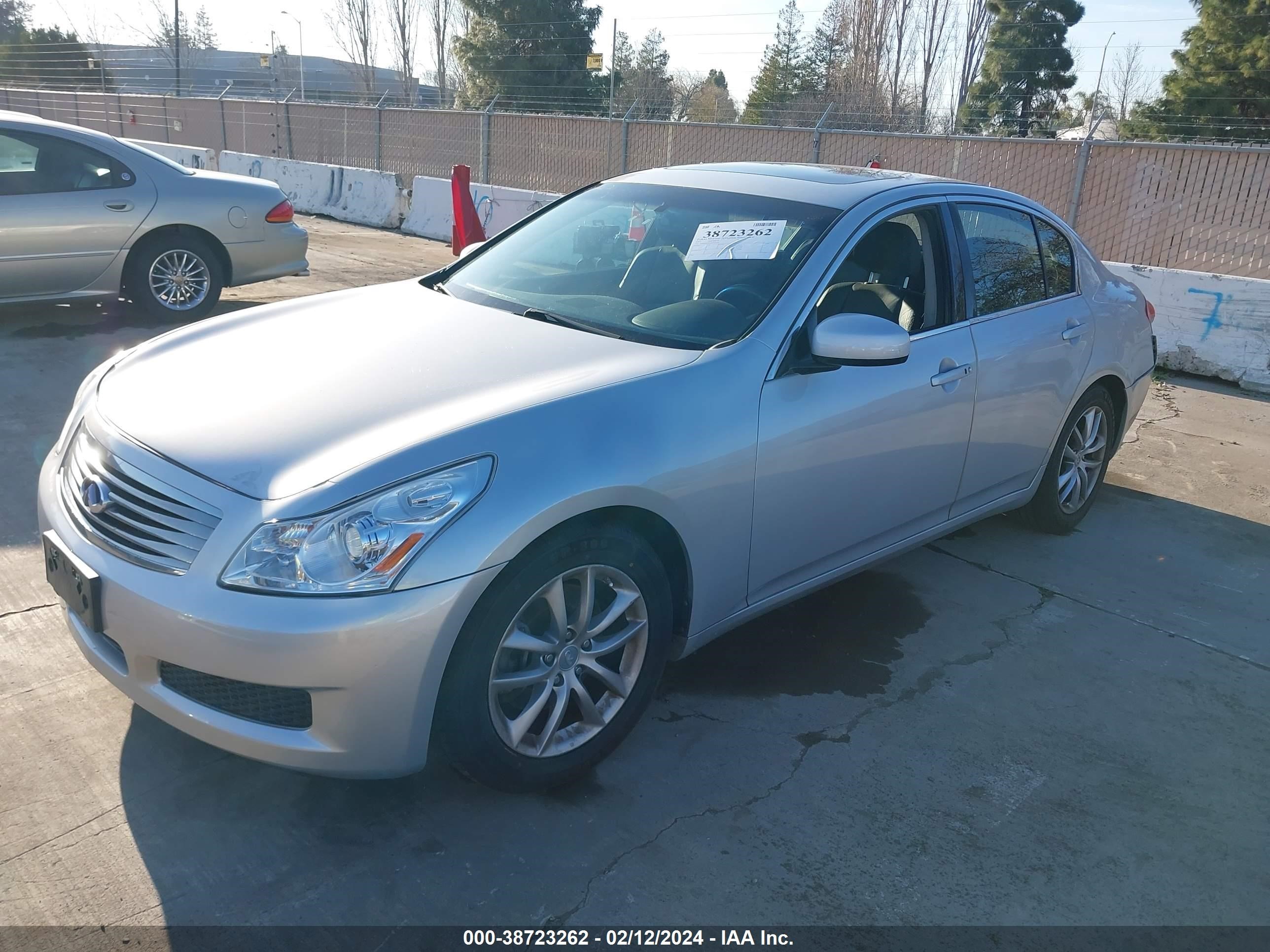 Photo 1 VIN: JNKBV61E47M723455 - INFINITI G 