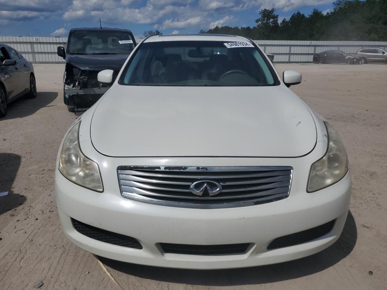 Photo 4 VIN: JNKBV61E48M201913 - INFINITI G 