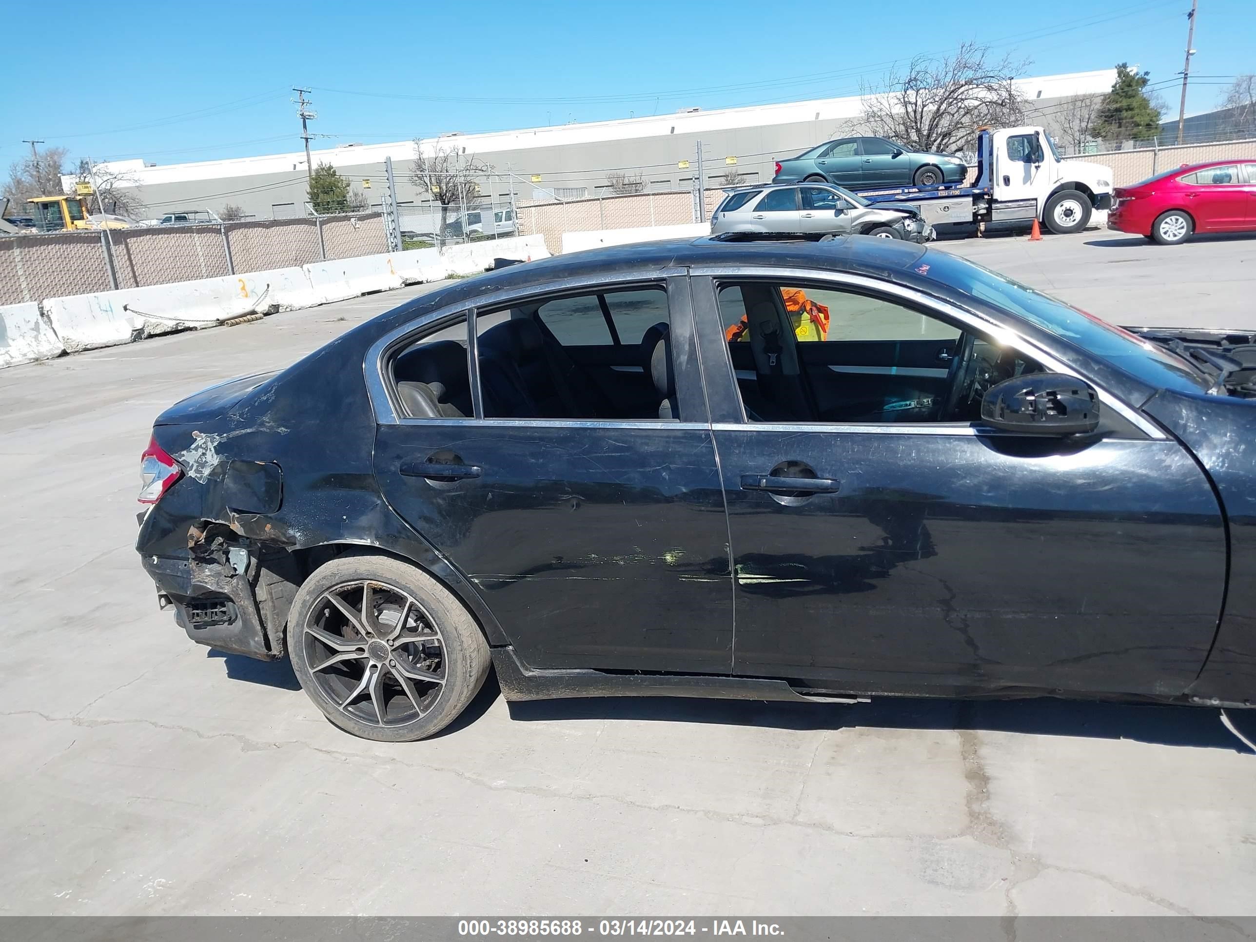 Photo 11 VIN: JNKBV61E48M204178 - INFINITI G 