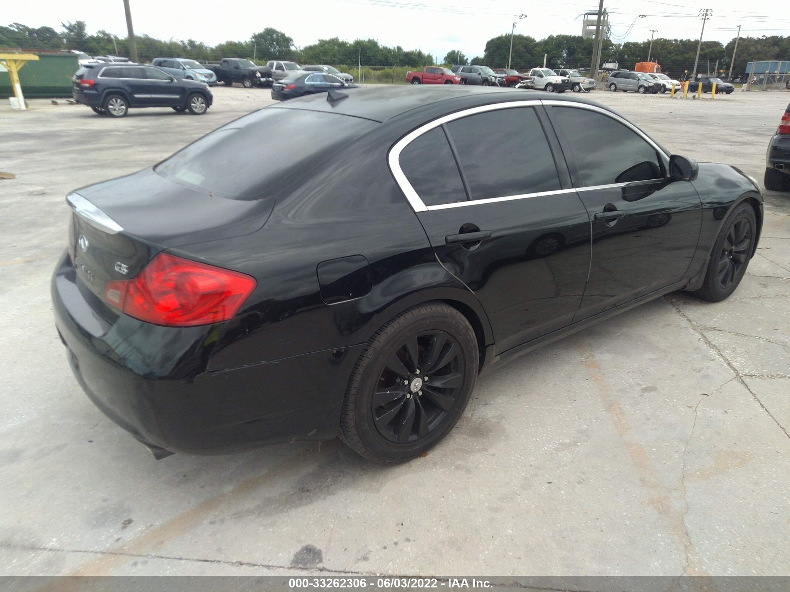 Photo 3 VIN: JNKBV61E58M206165 - INFINITI G 