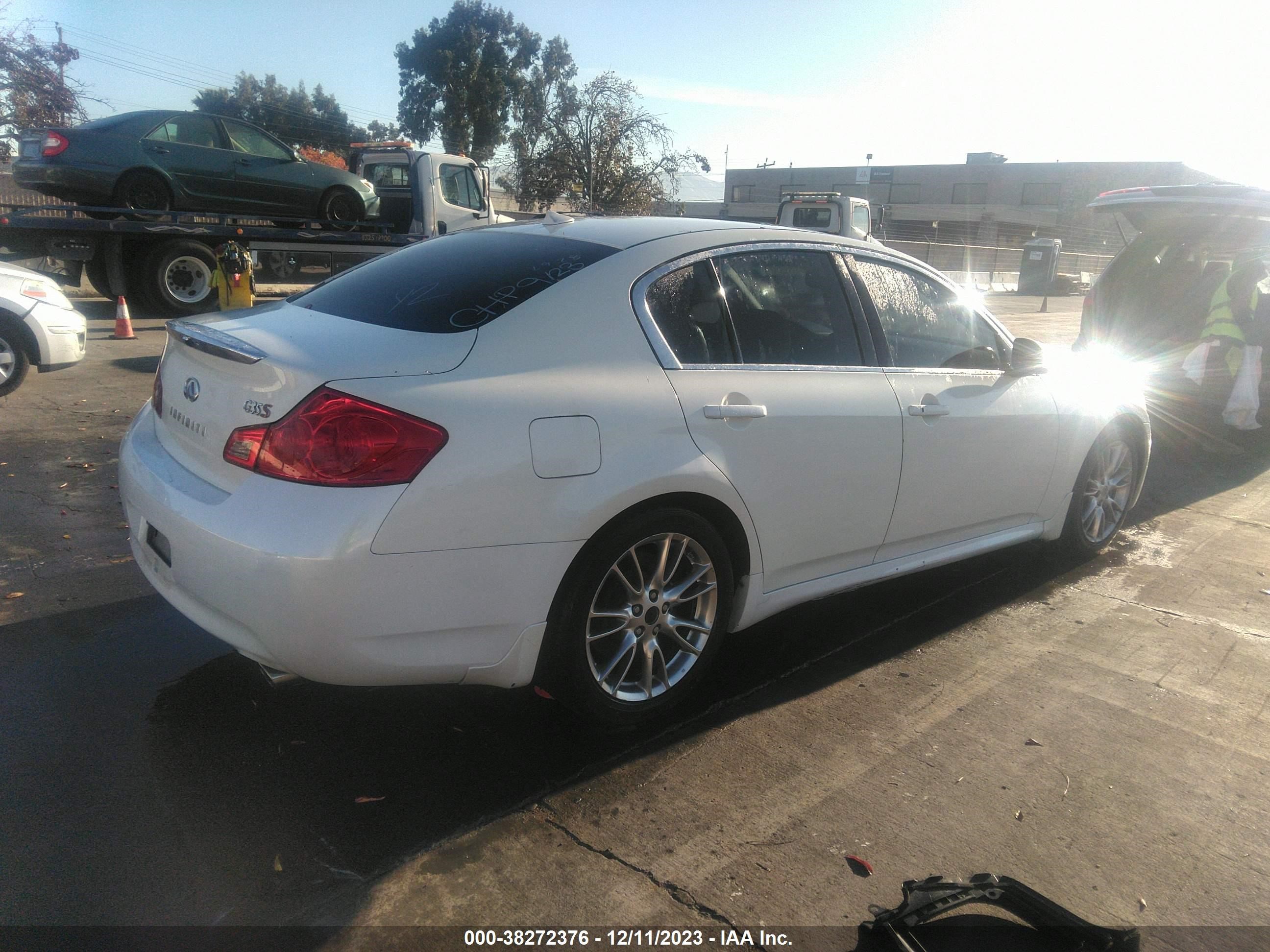 Photo 3 VIN: JNKBV61E67M721206 - INFINITI G 