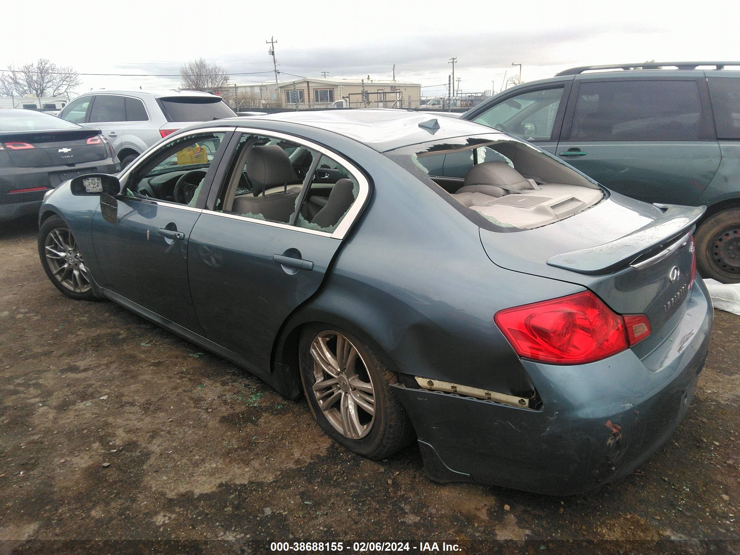 Photo 2 VIN: JNKBV61E68M208281 - INFINITI G 