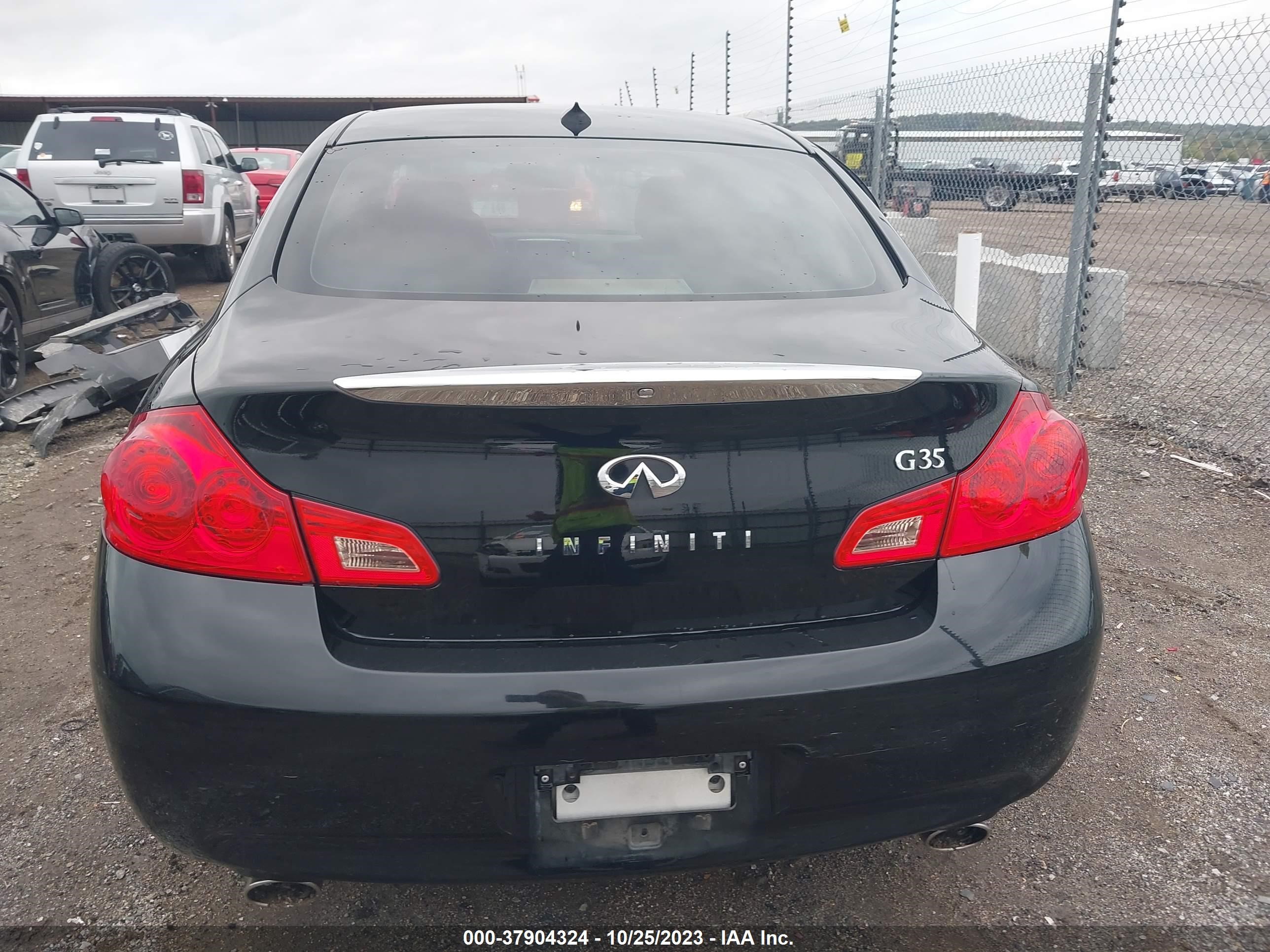 Photo 15 VIN: JNKBV61E78M206636 - INFINITI G 