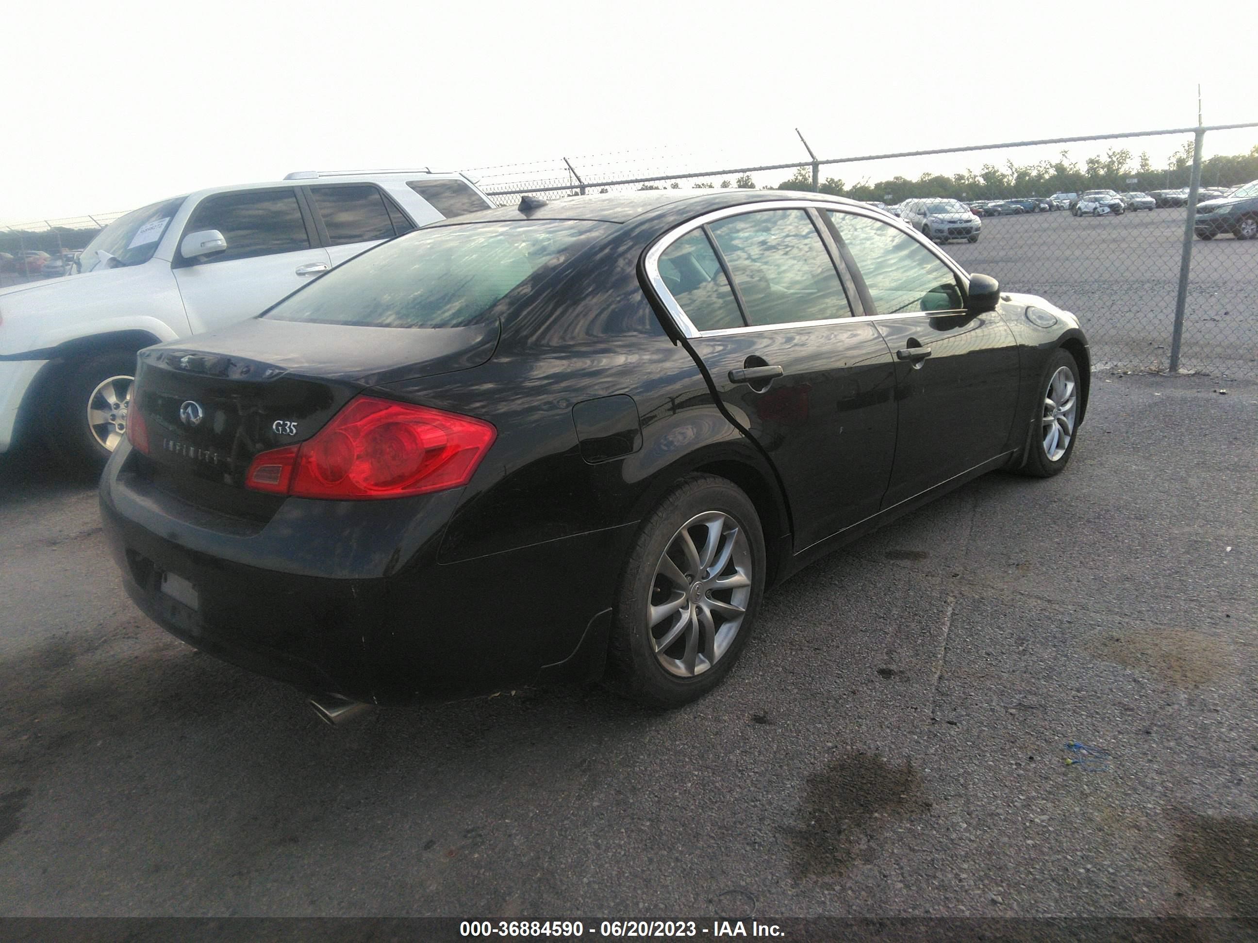 Photo 4 VIN: JNKBV61E78M227423 - INFINITI G 