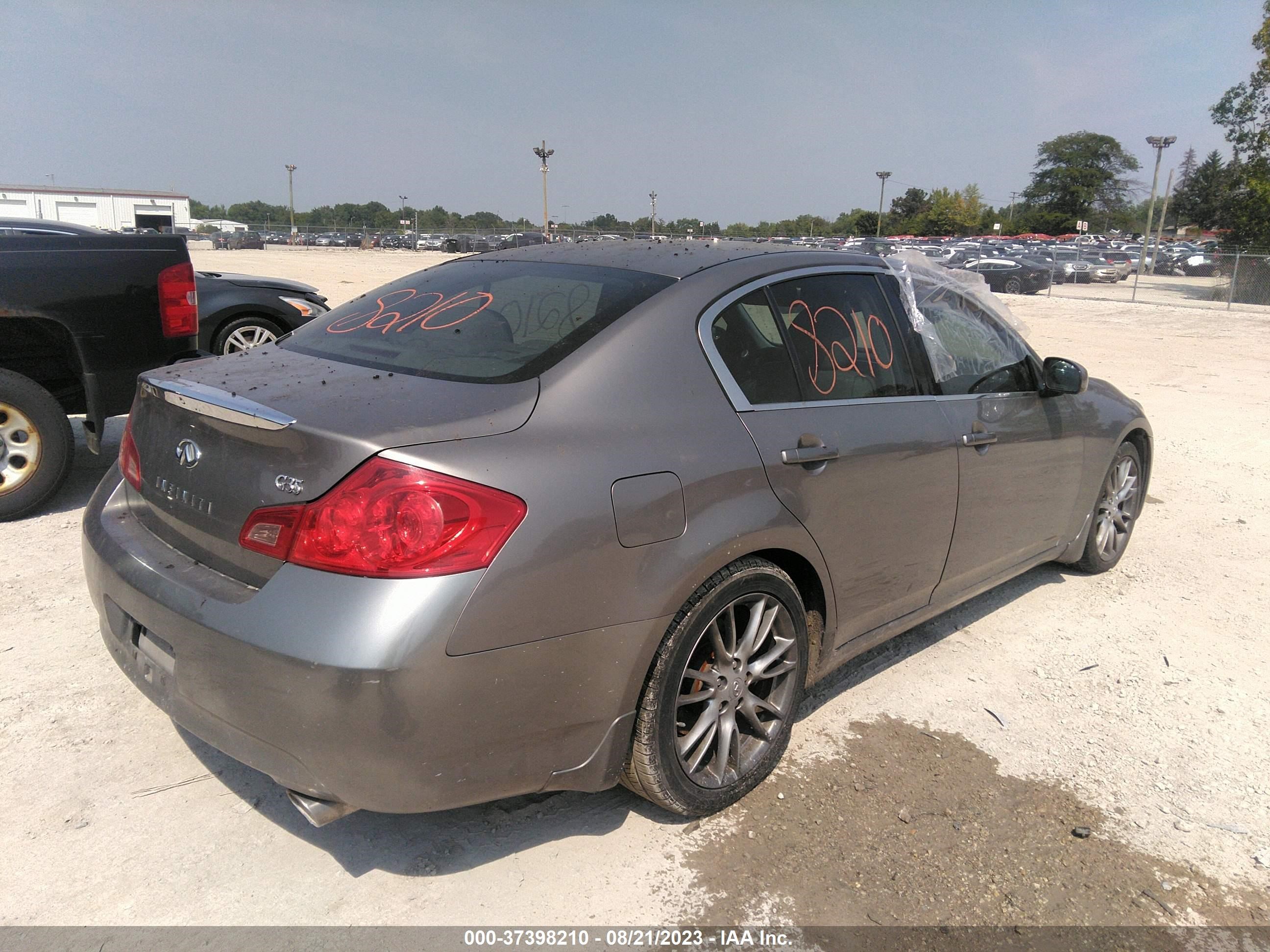 Photo 3 VIN: JNKBV61E87M725046 - INFINITI G 