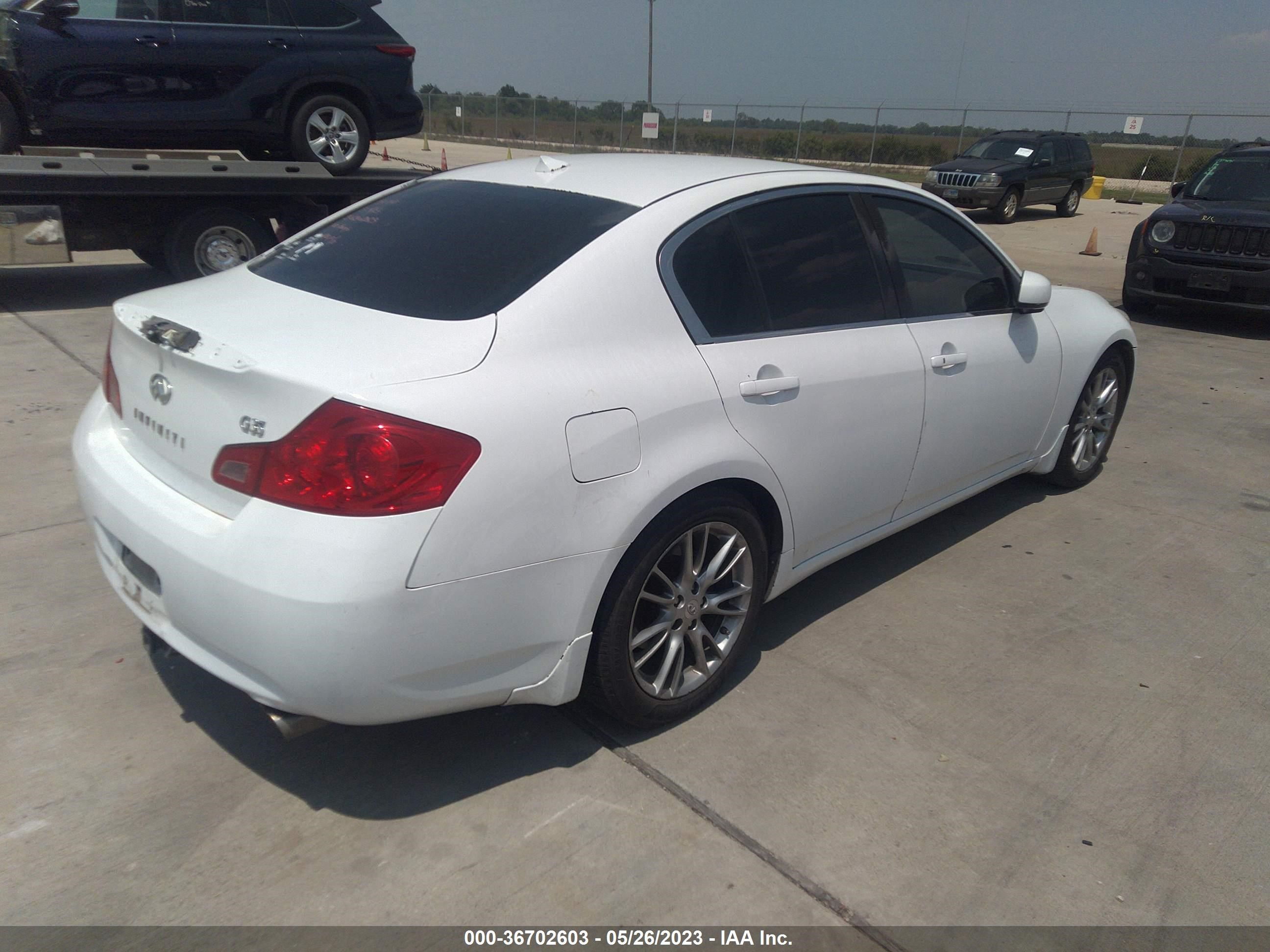 Photo 3 VIN: JNKBV61E88M225969 - INFINITI G 