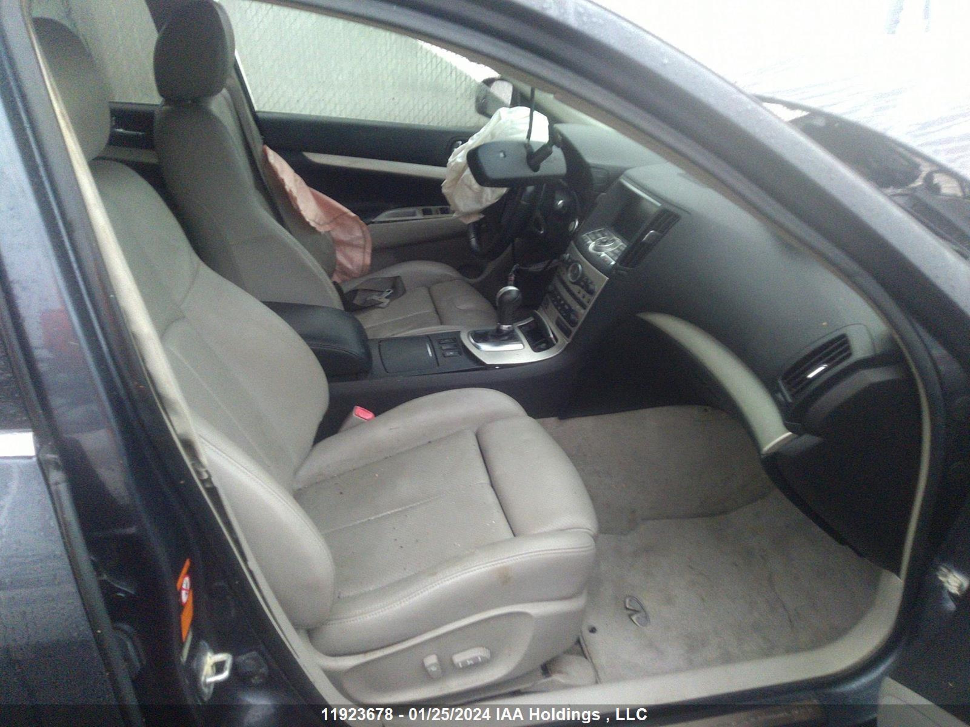 Photo 4 VIN: JNKBV61E97M722219 - INFINITI G 