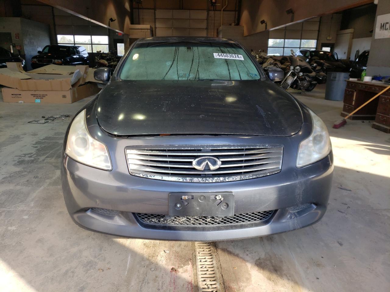 Photo 4 VIN: JNKBV61E98M201258 - INFINITI G 