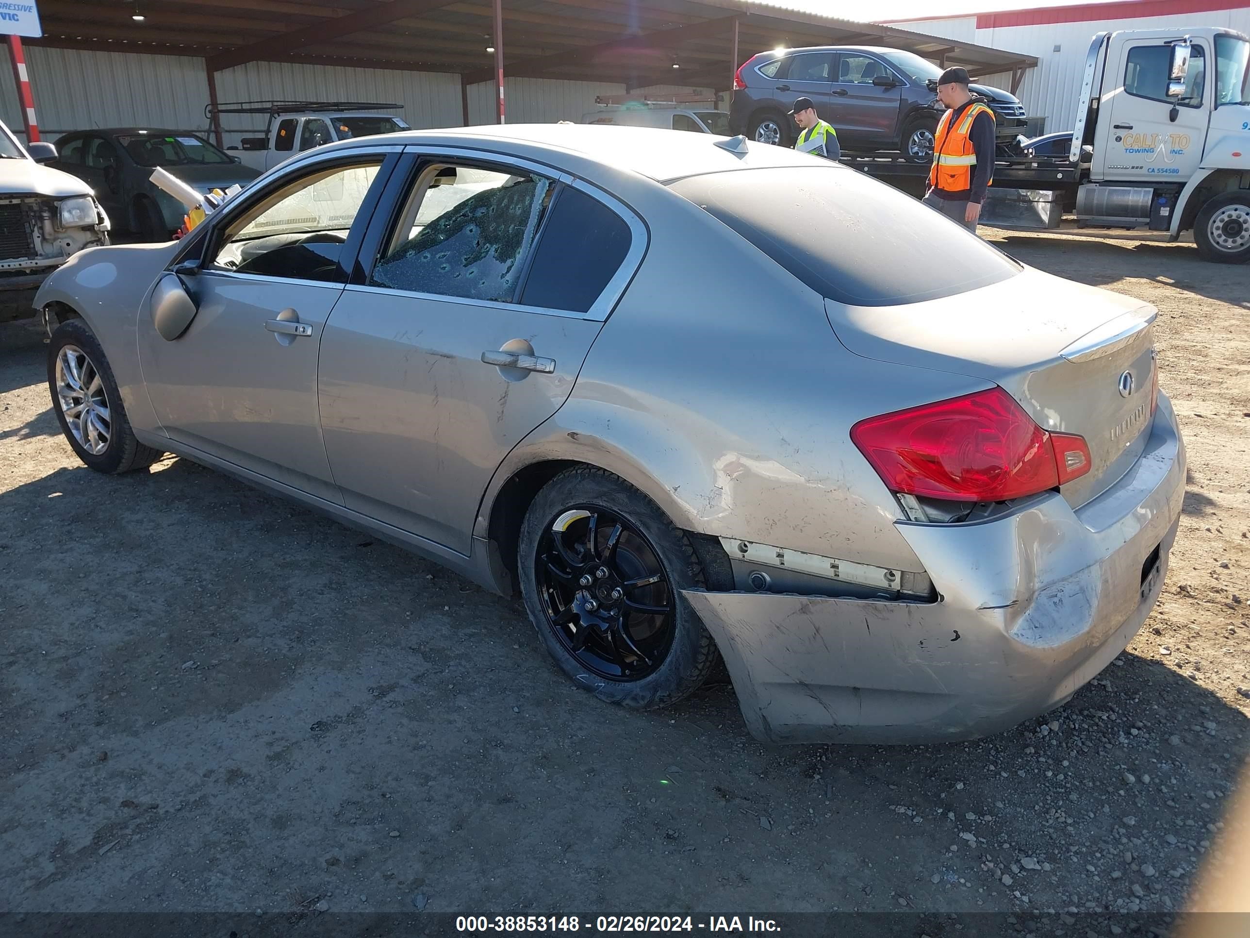 Photo 2 VIN: JNKBV61E98M215192 - INFINITI G 