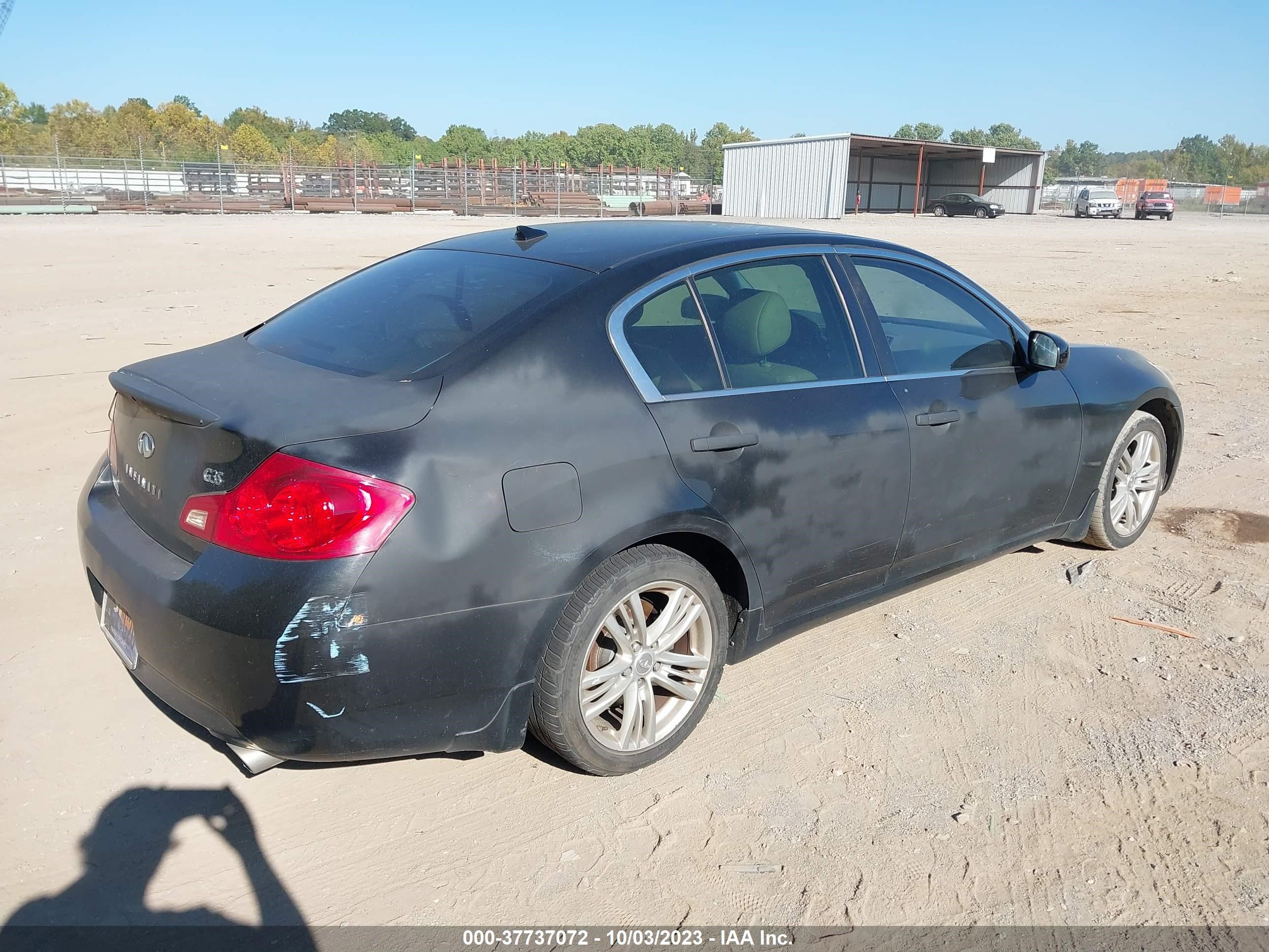 Photo 3 VIN: JNKBV61EX7M729373 - INFINITI G 