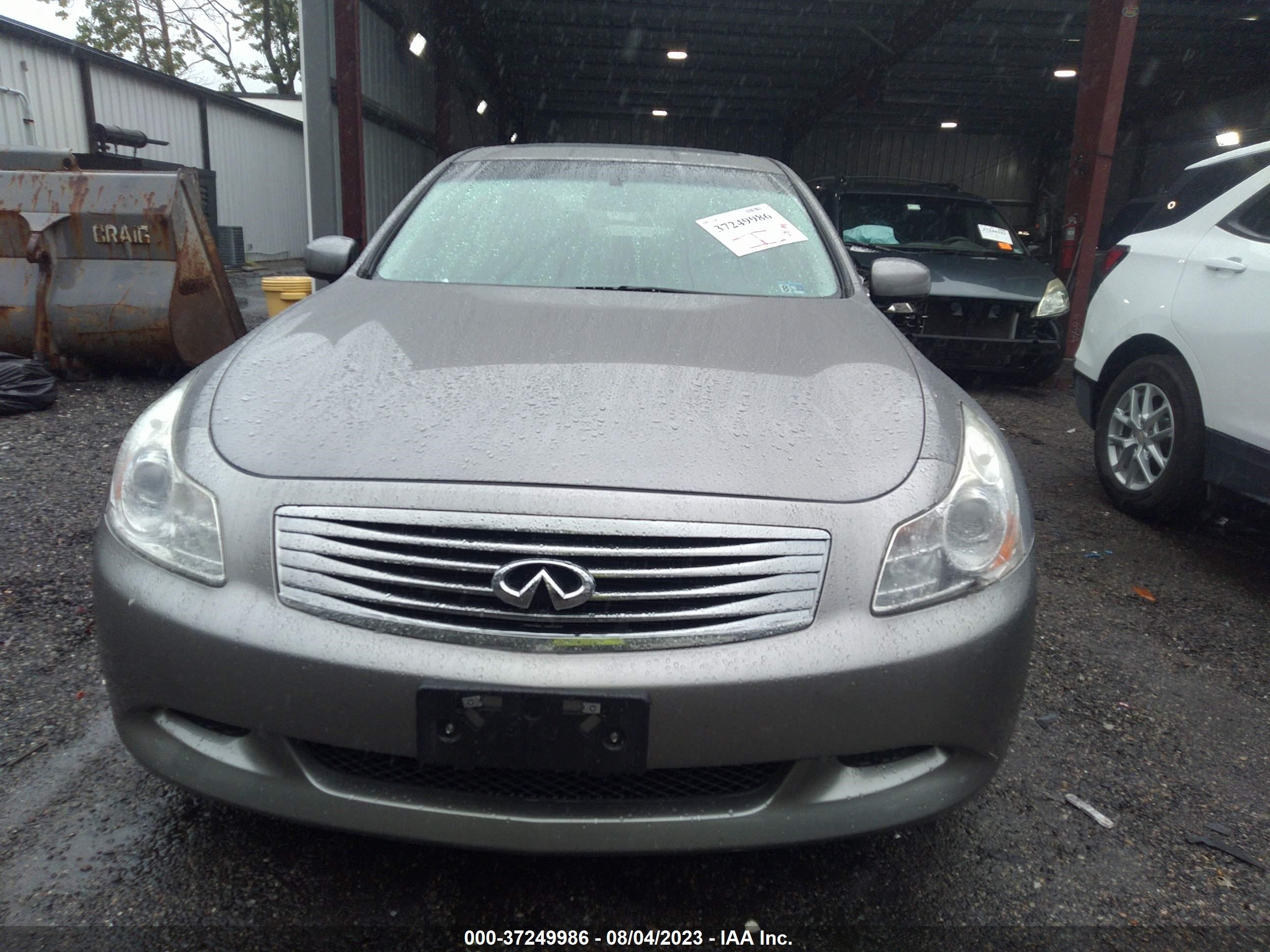 Photo 11 VIN: JNKBV61EX8M224483 - INFINITI G 