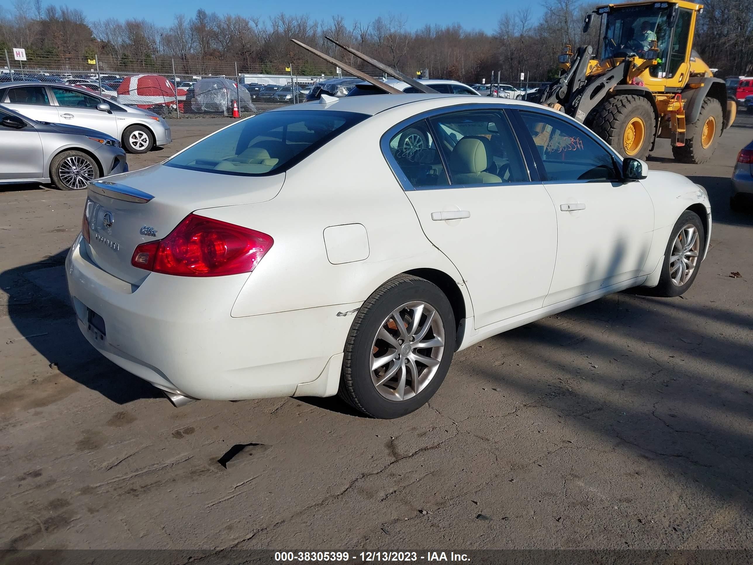 Photo 3 VIN: JNKBV61F27M818380 - INFINITI G 