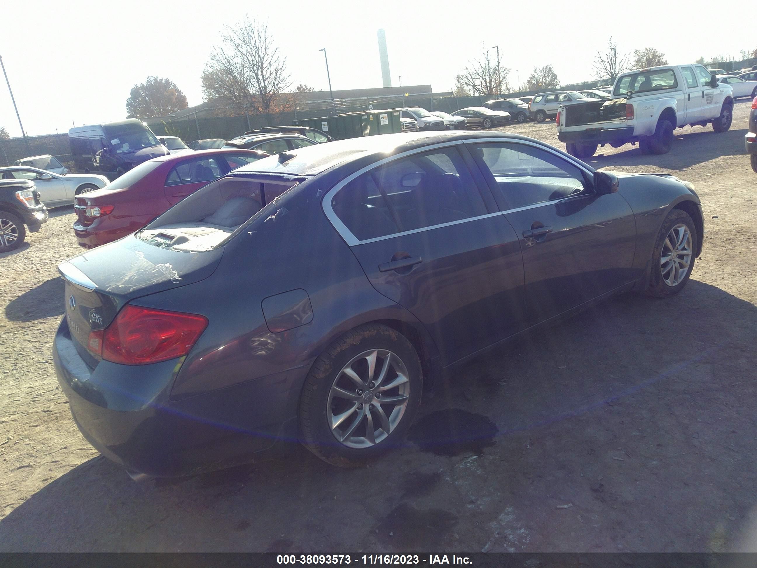 Photo 3 VIN: JNKBV61F28M264419 - INFINITI G 