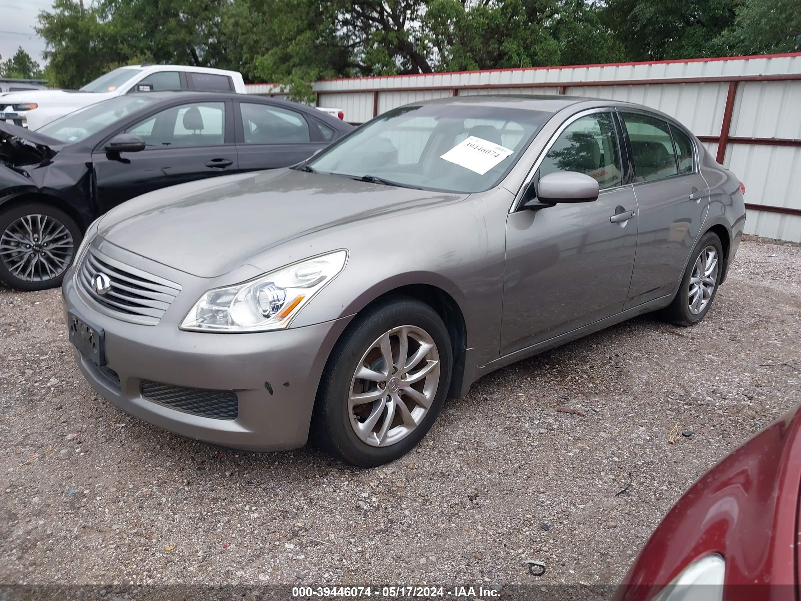 Photo 1 VIN: JNKBV61F57M806272 - INFINITI NULL 