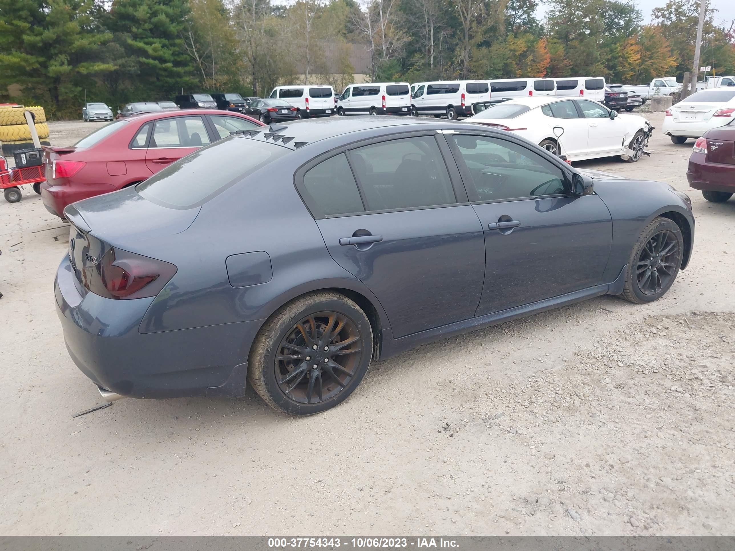 Photo 3 VIN: JNKBV61F88M259922 - INFINITI G 