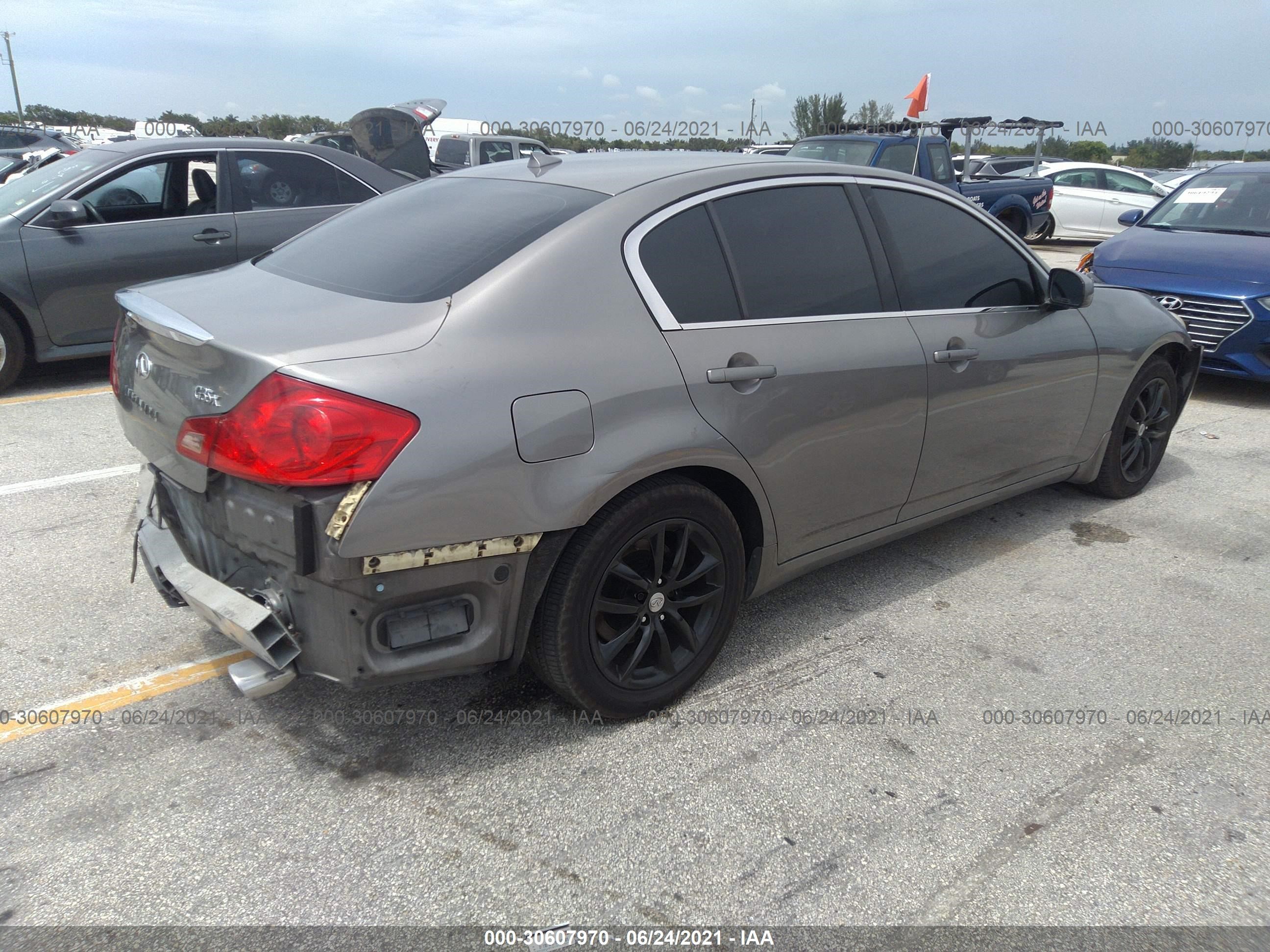 Photo 3 VIN: JNKBV61F88M277384 - INFINITI G 