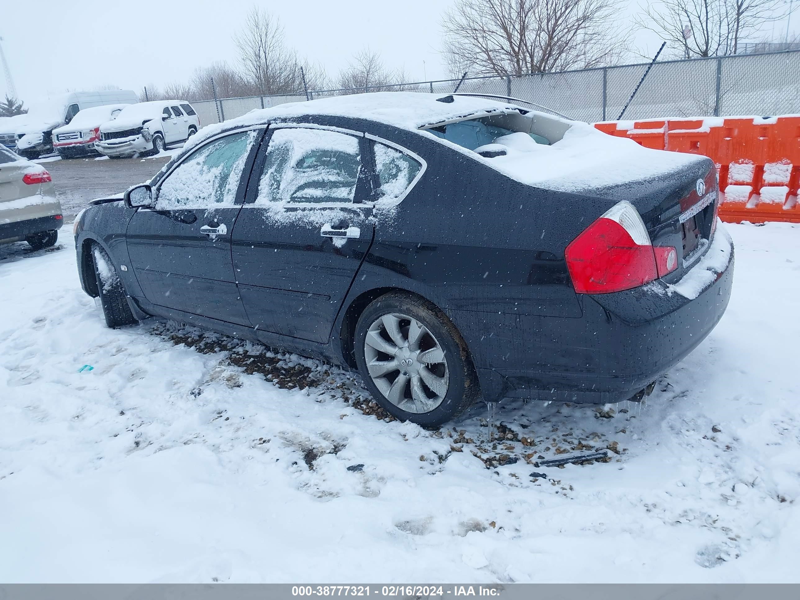 Photo 2 VIN: JNKBY01E66M205768 - INFINITI M 