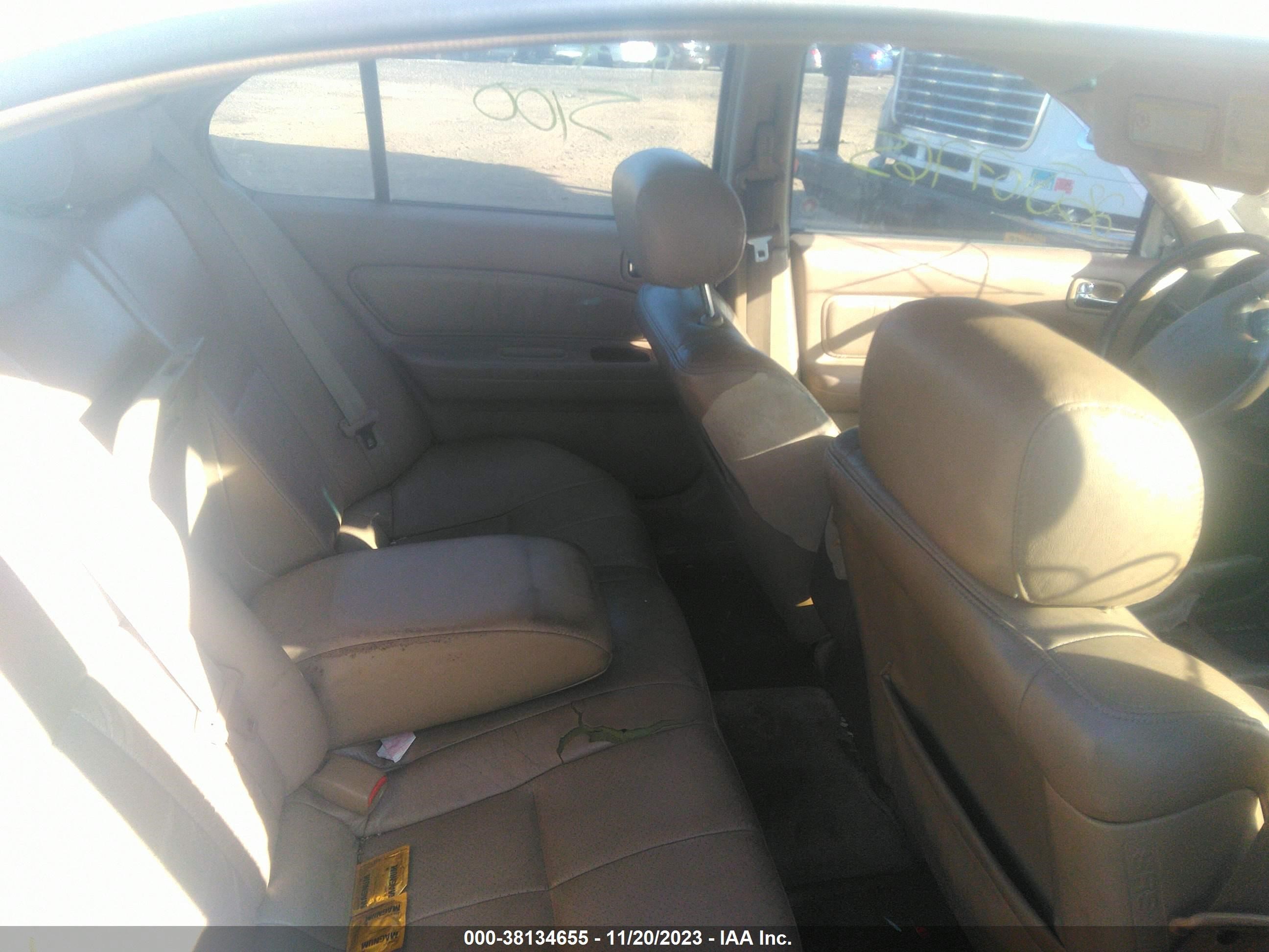 Photo 7 VIN: JNKCA21A0XT750972 - INFINITI I 